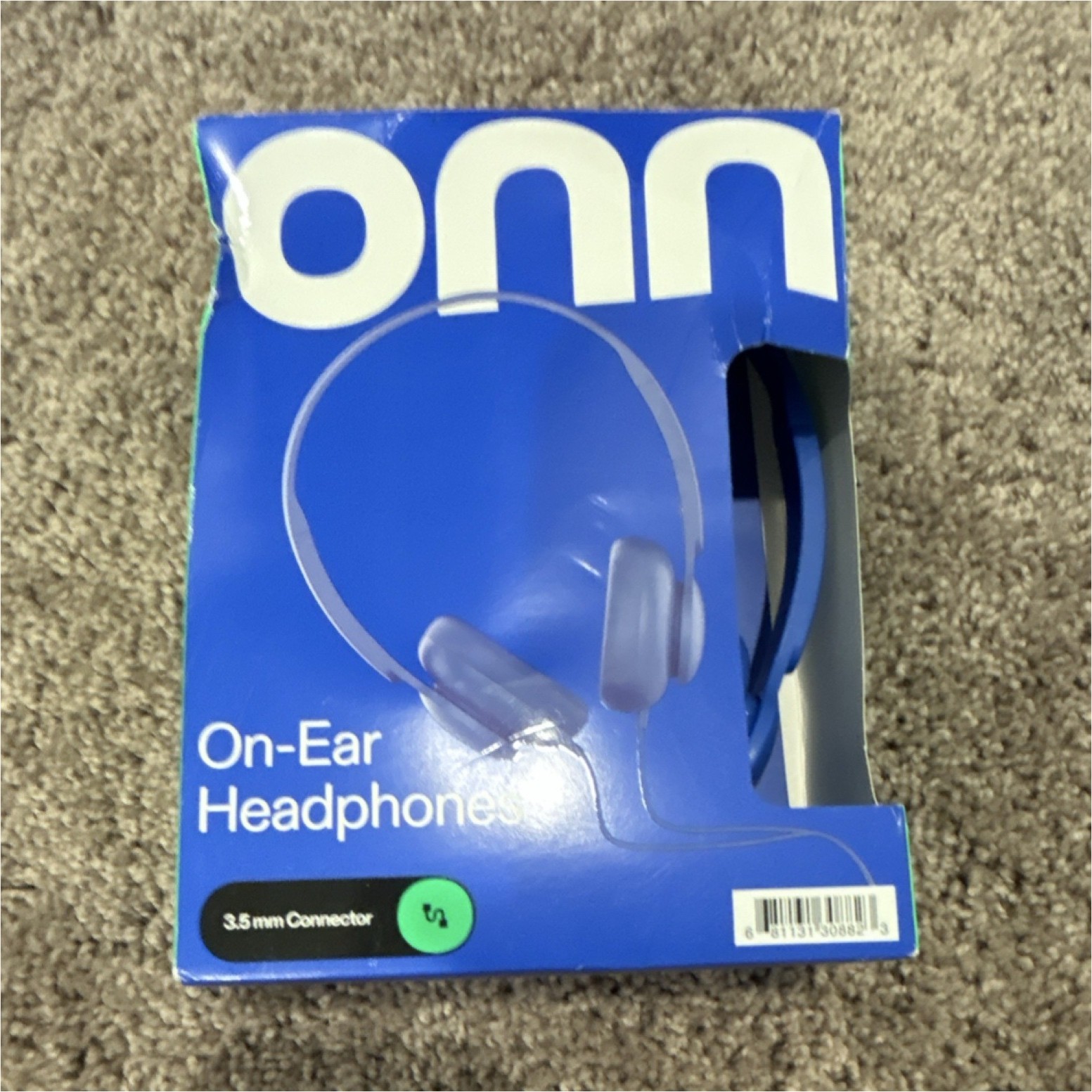 onn. On-Ear Headphones Blue 3.5mm Jack Adjustable Headband Lightweight 3.94ft