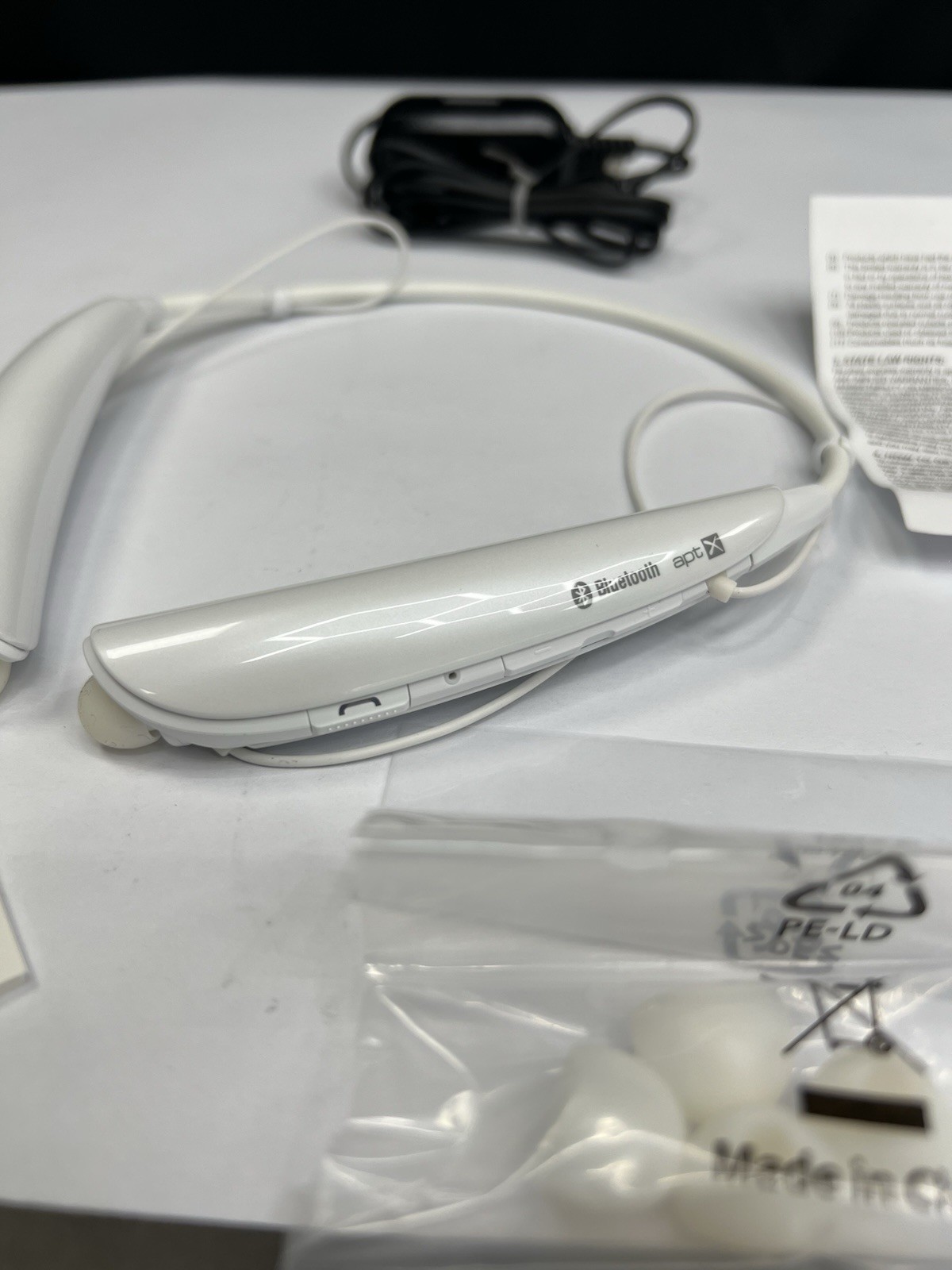 LG TONE PRO Wireless Stereo Headset HBS-750 White MINT!