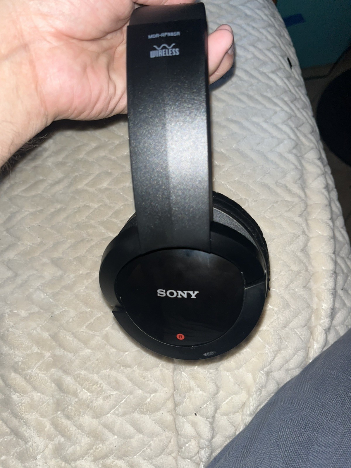 Sony MDR-RF985RK Over Ear Headphones – Black