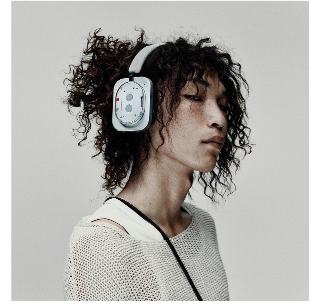 Nothing Technology – Nothing Headphone (1) – Wireless ANC headphones,6 mics, KEF