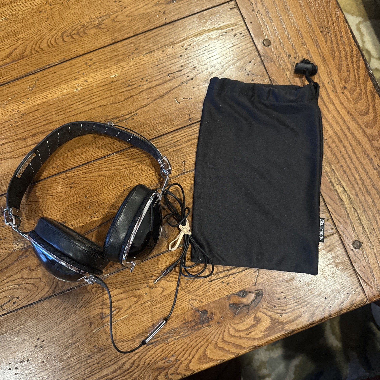 Skullcandy Roc Nation Aviator Chrome Black Over the Ear Wired Headphones Tested