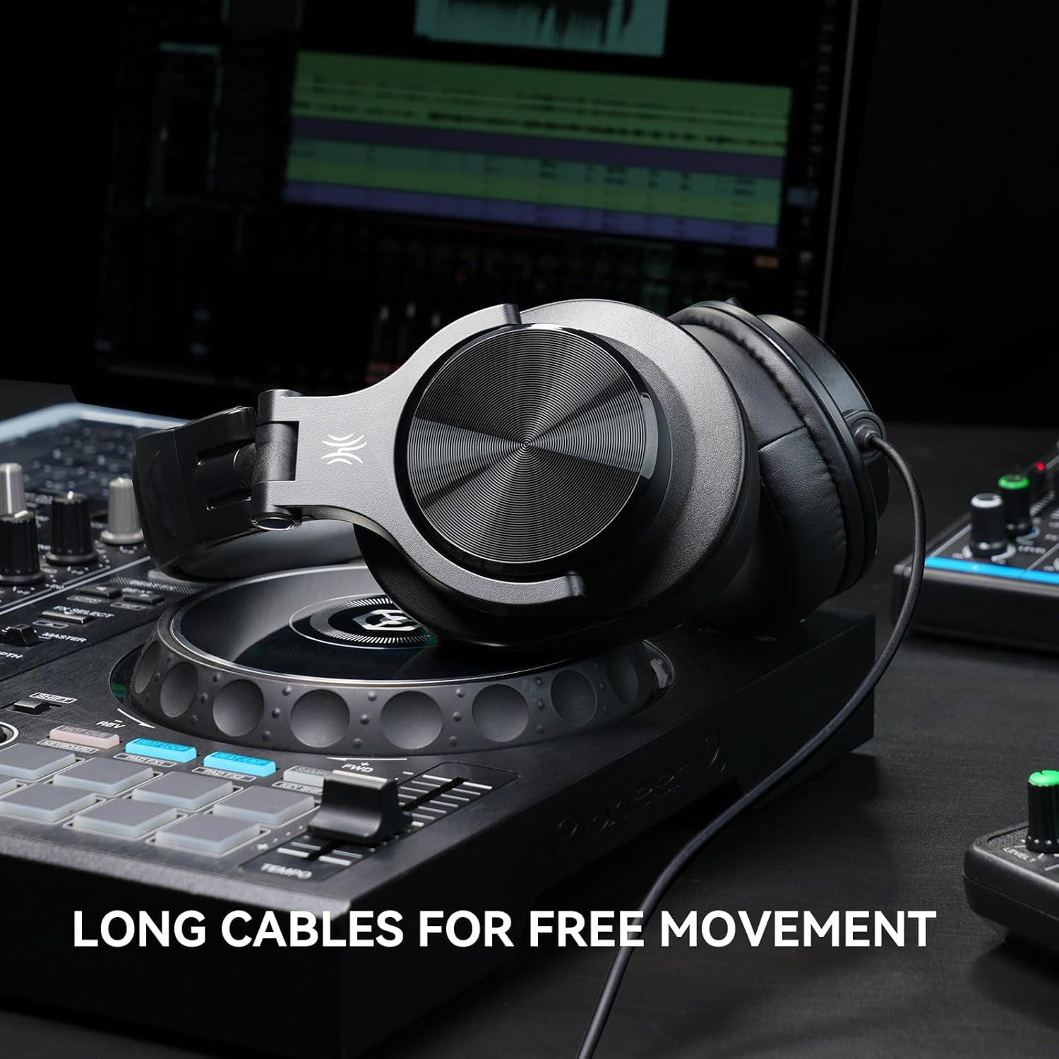 A71D Wired Over-Ear Headphones, Studio Monitor Headsets, Hi-Res DJ Stereo Headph
