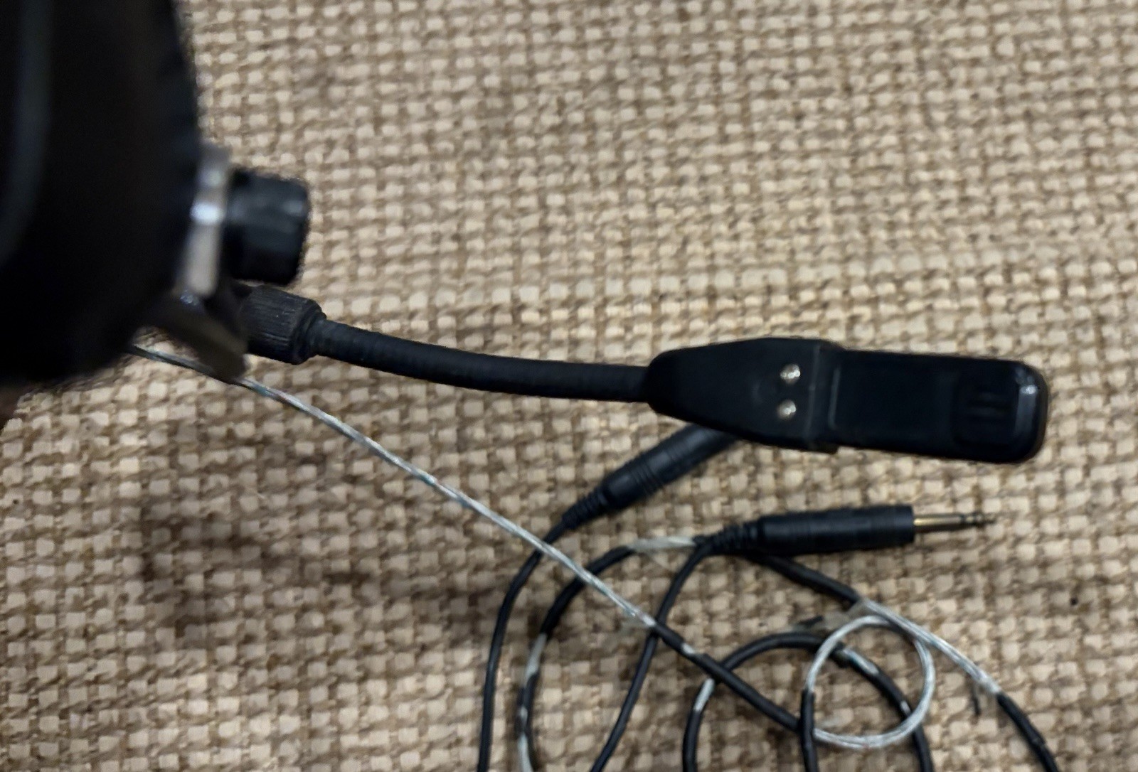Pilot Headphones Dual Plugs Over Ear *See Description