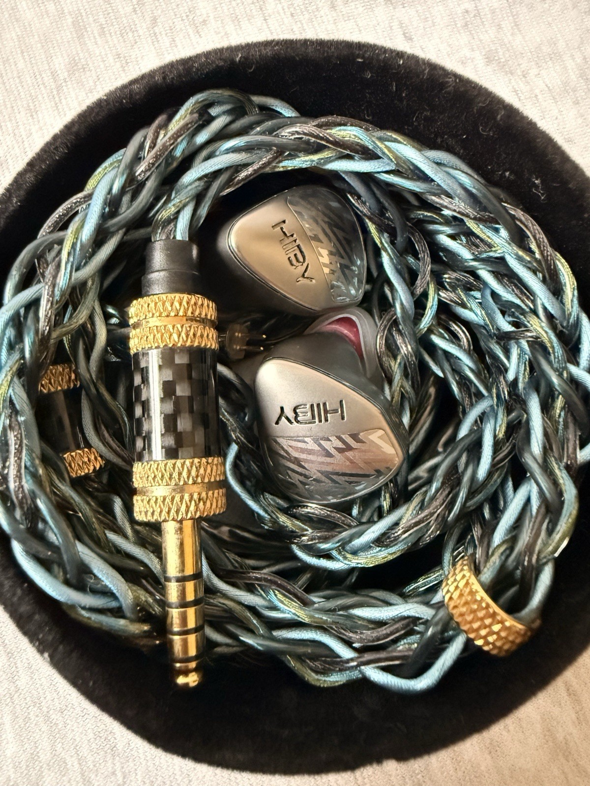 HiBy Zeta IEMs Comes with Braided Cable + Case Gray/Blue/Gold