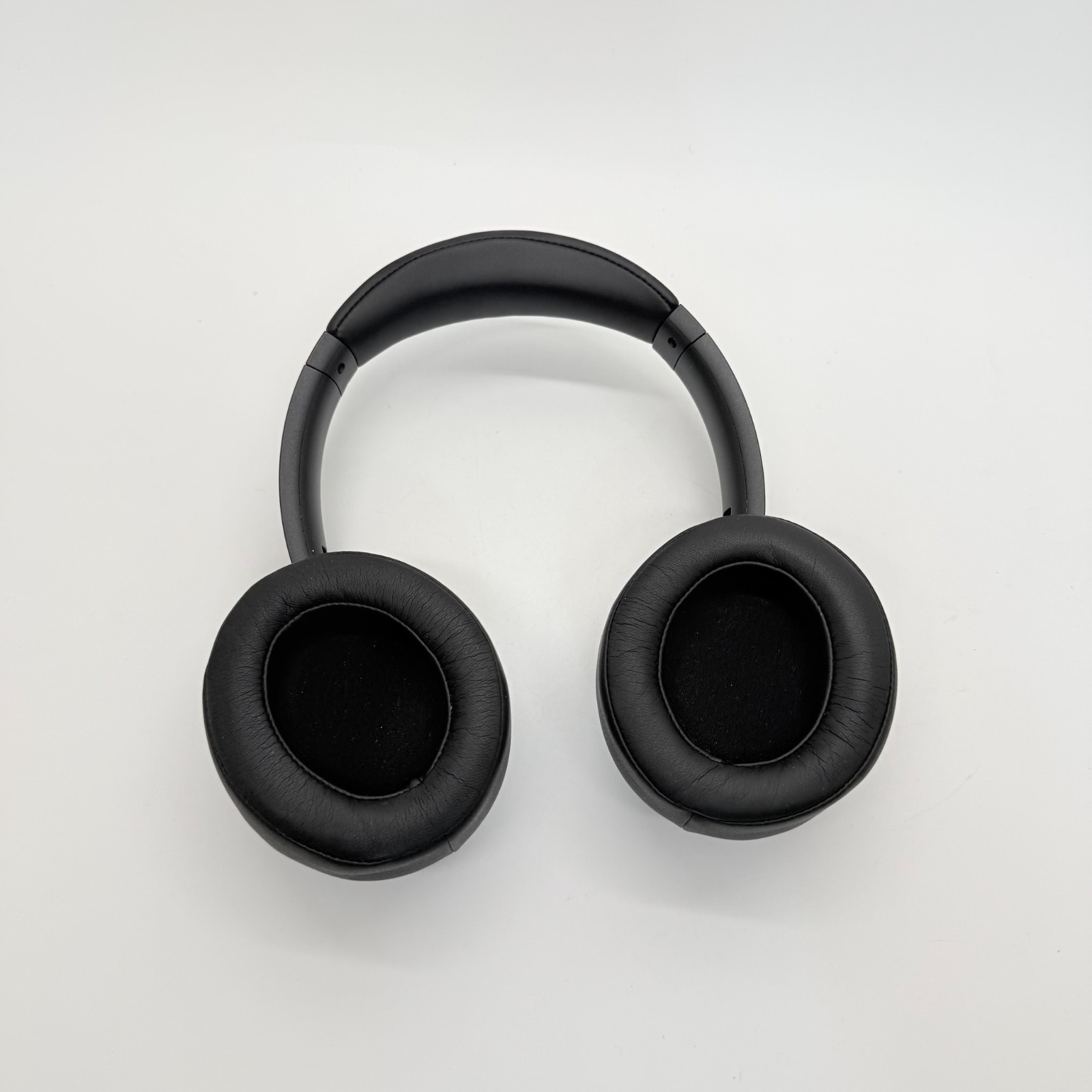 Raycon Black RBH820 Bluetooth Everyday Headphones Only Noise Cancelling