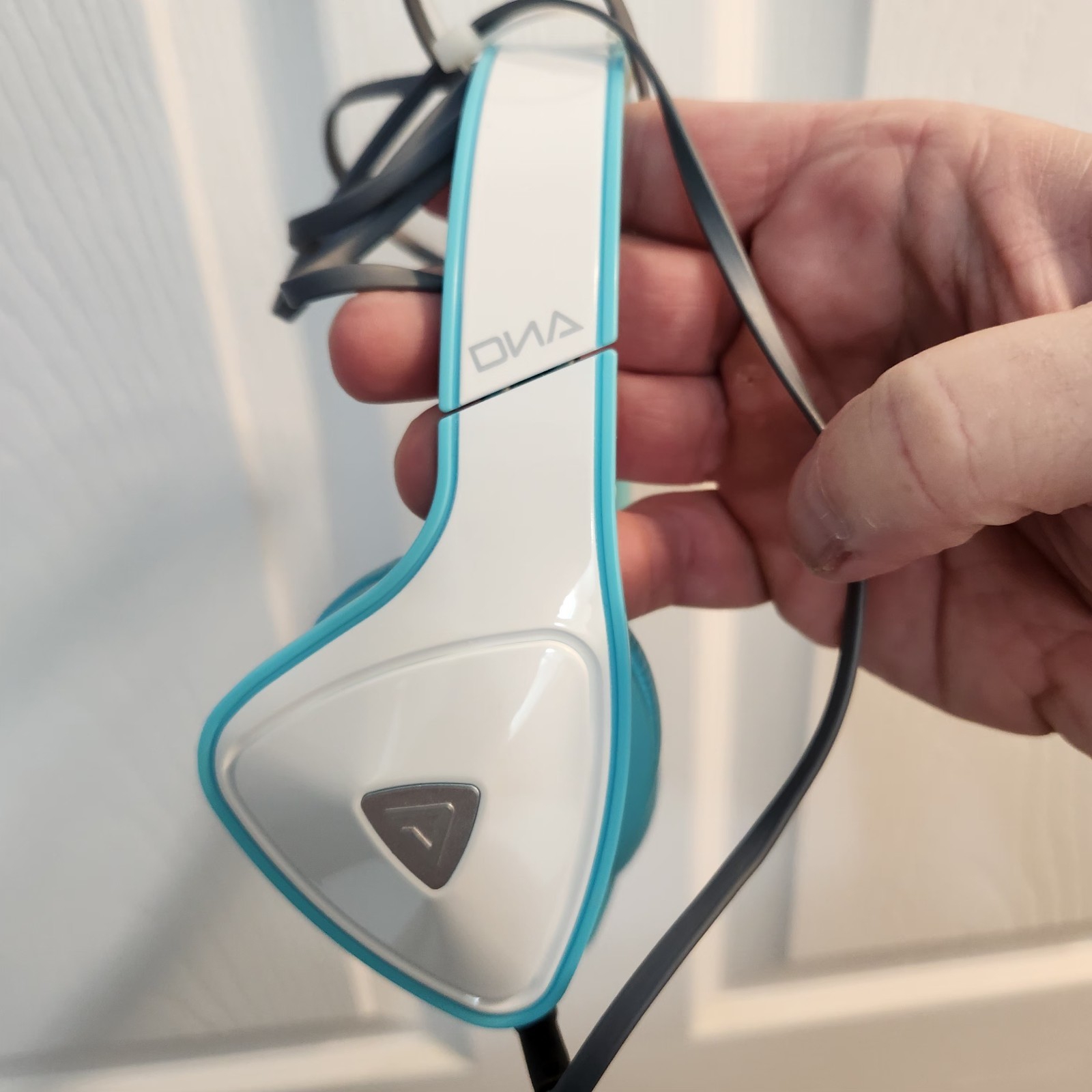 Monster DNA headphone wire on ear headphone Teal