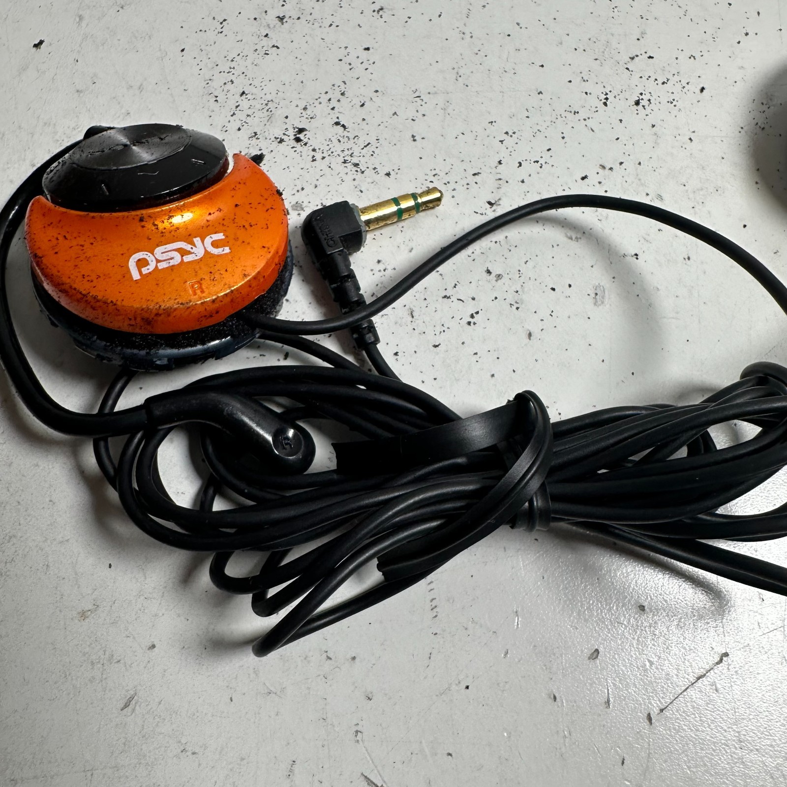 Sony MDR-Q23 Black Orange Lightweight Portable Air Hook Clip On Stereo Headphone