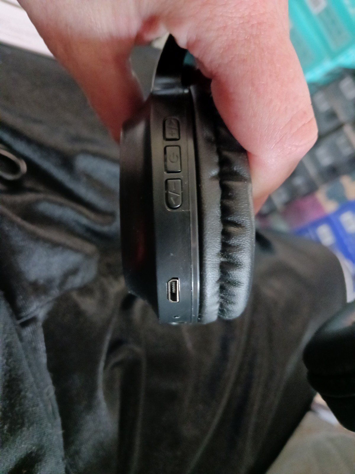 Sentry Bluetooth Wireless Headphone BT100 Black New Sealed. Untested. 8 Hours