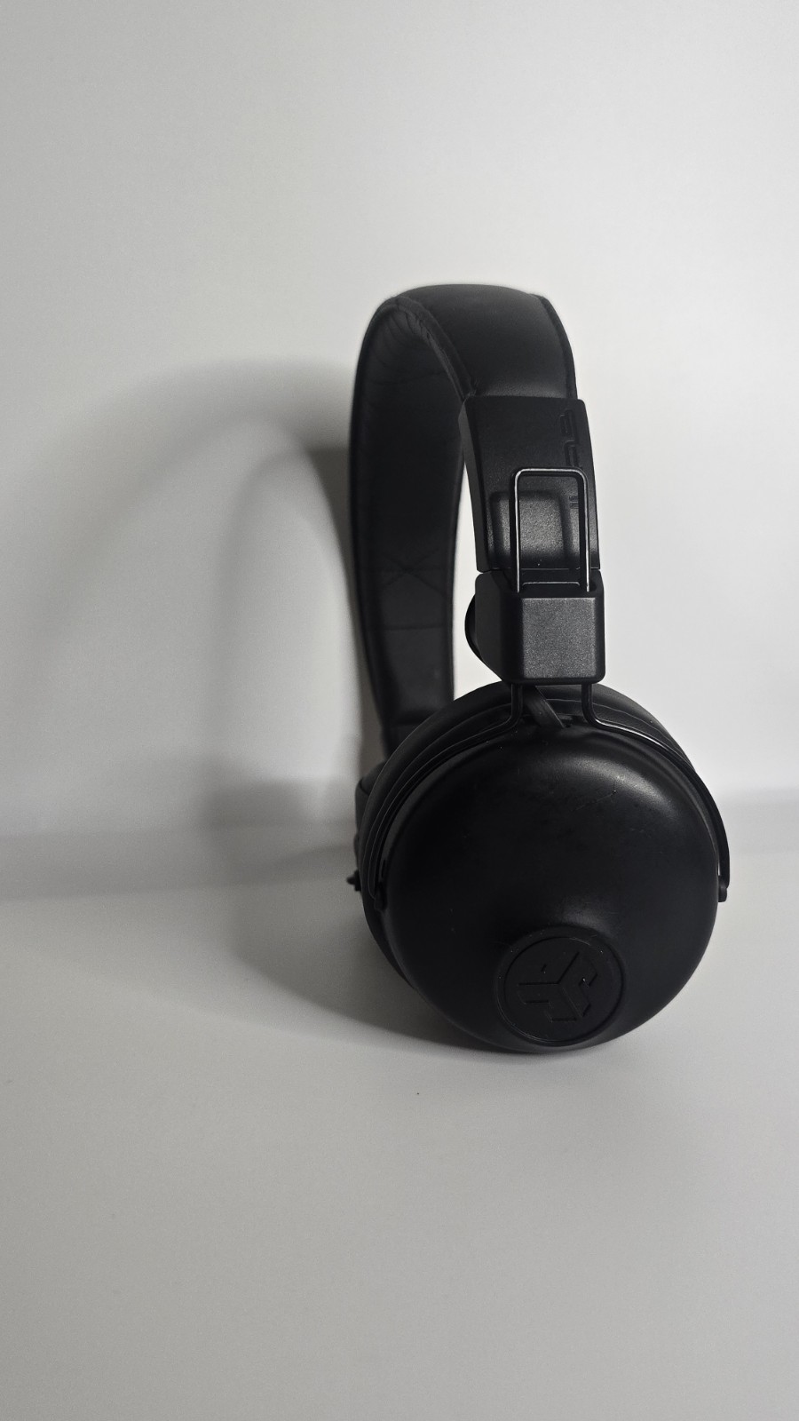 JLab Black On-Ear Headphones Headband Double Earpieces Ear-Pad (On the Ear)