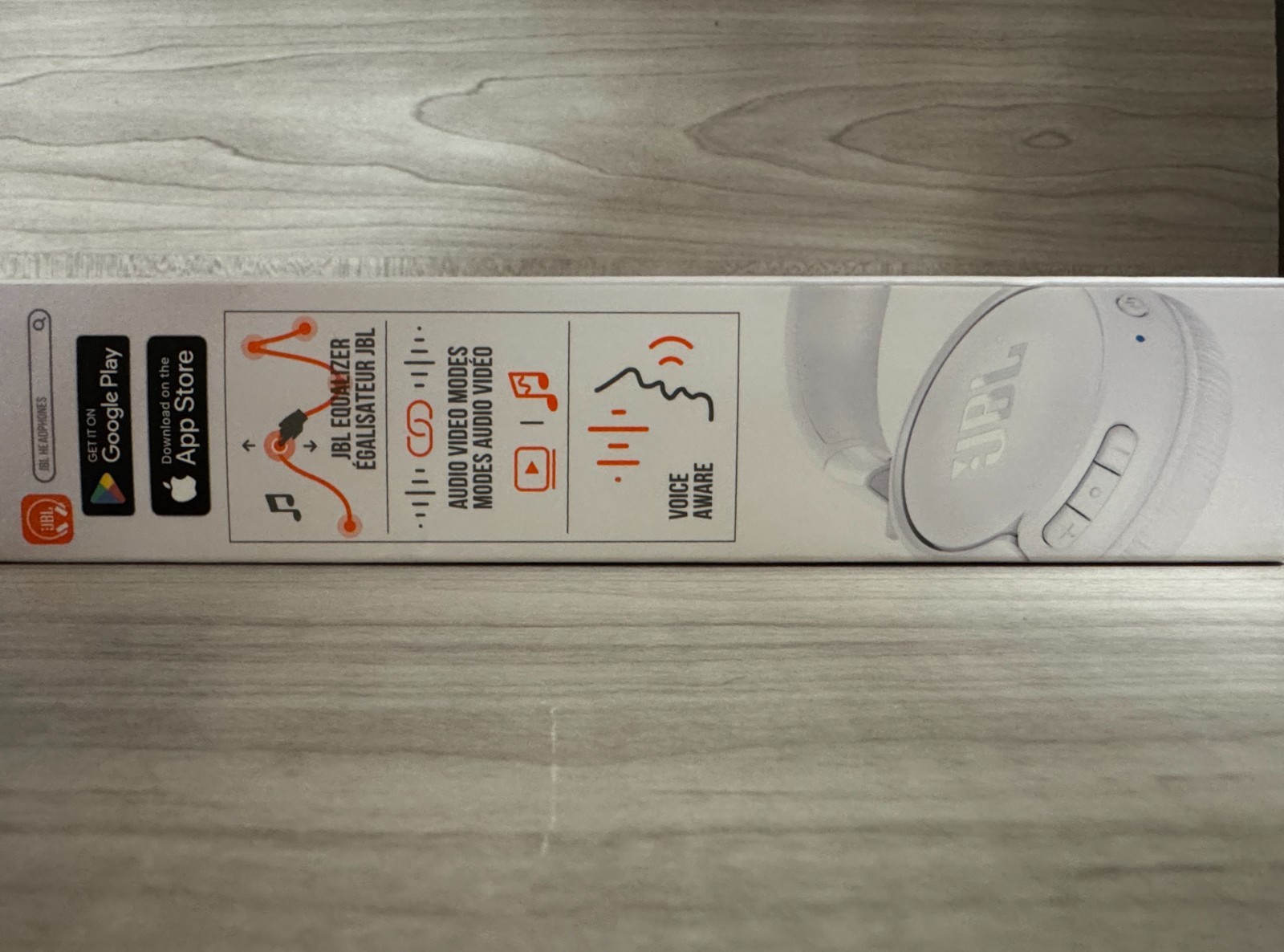JBL Tune 520BT, Wireless on-ear headphones