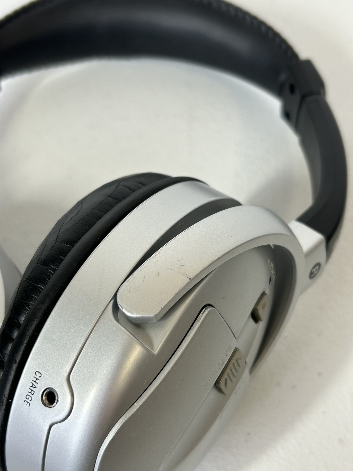 VTG LTB Cinema 1 True Digital 2.4GHz Wireless 5.1 Surround Sound 6 Ch Headphones