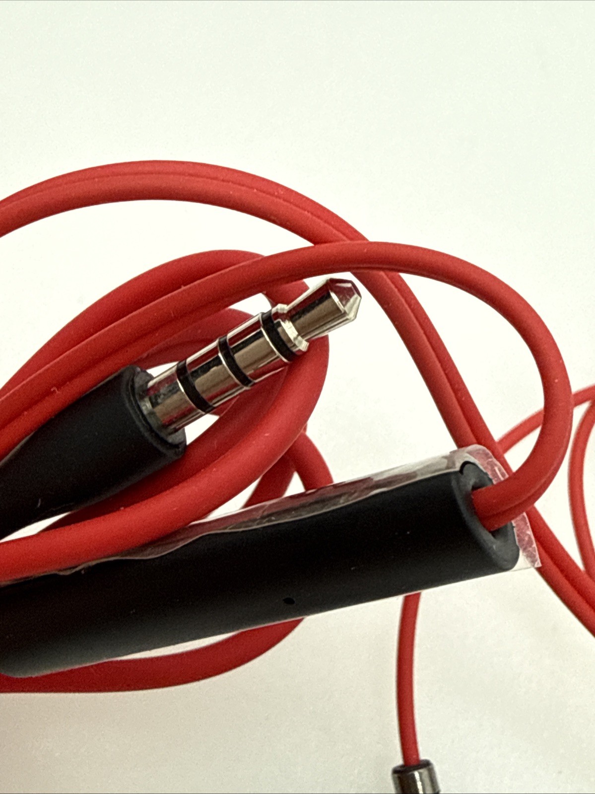Monster Beats by Dr. Dre urBeats Wired In-Ear Headphones Red/Black 3.5mm