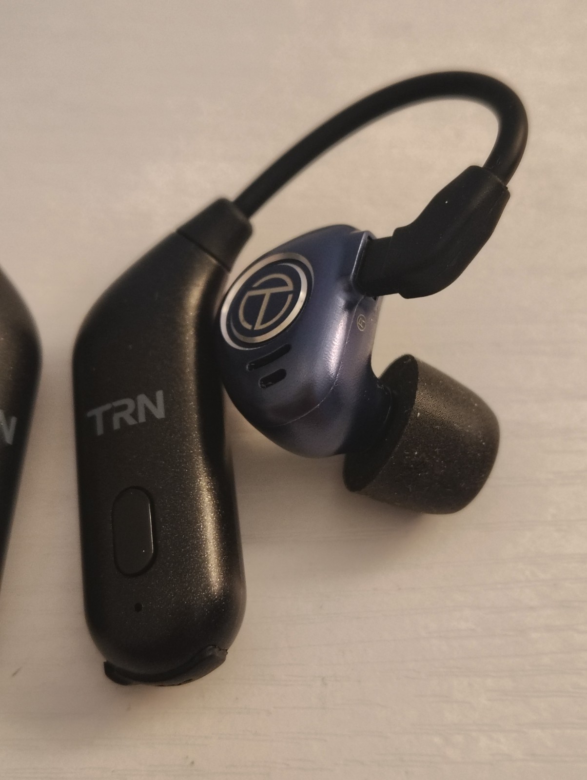 TRN V90 In-ear Monitors Hybrid 4BA+1DD With TRN Bluetooth Wireless Modules