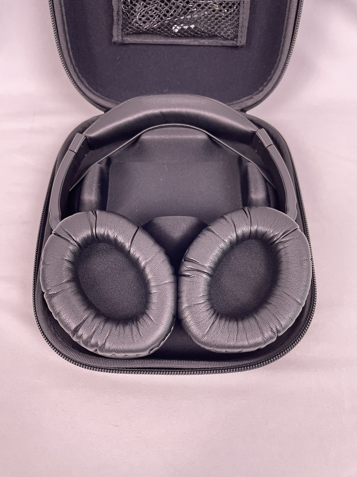 Able Planet Linx Audio Over-Ear Headphones w/ Hard Case Cable & Airplane Adapter