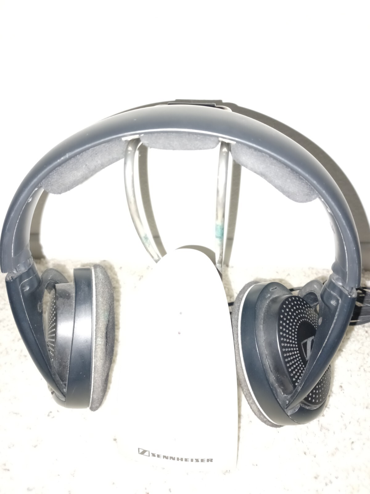 Sennheiser RS 120 On-Ear Wireless Stereo Headphone Headset System