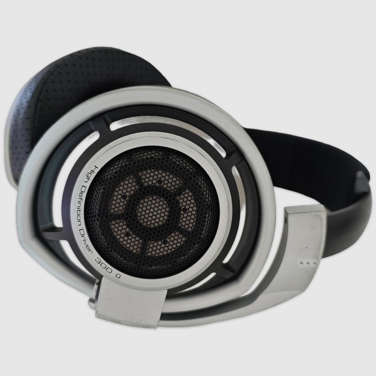 Sennheiser HD 800 Open-Back Dynamic Reference Headphones 300ohm from Germany