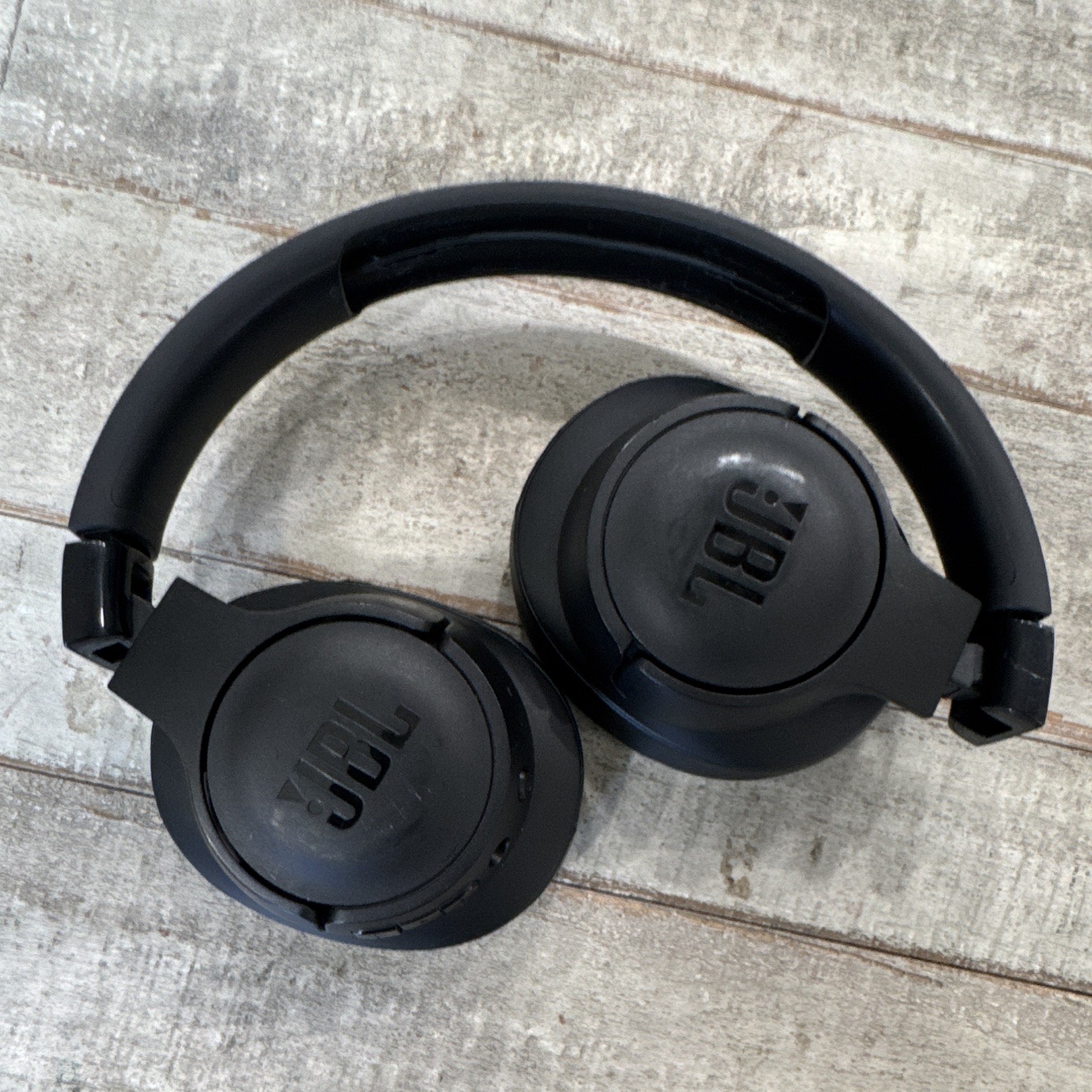 JBL Tune 770NC Black On-Ear Wireless Bluetooth Headphones USB-C 3.5mm Jack