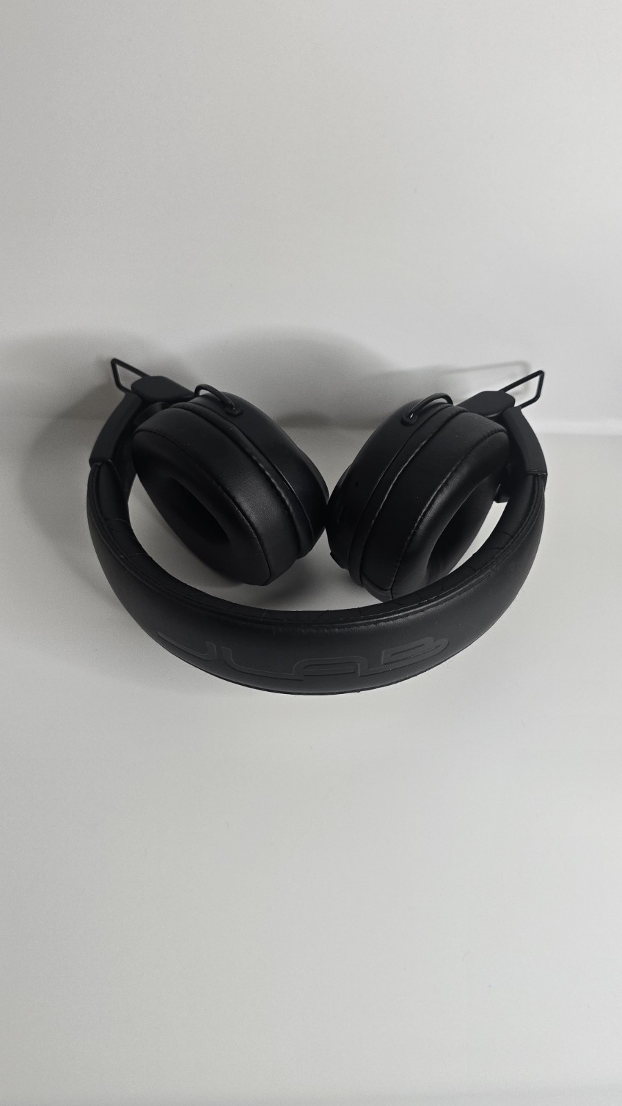 JLab Black On-Ear Headphones Headband Double Earpieces Ear-Pad (On the Ear)