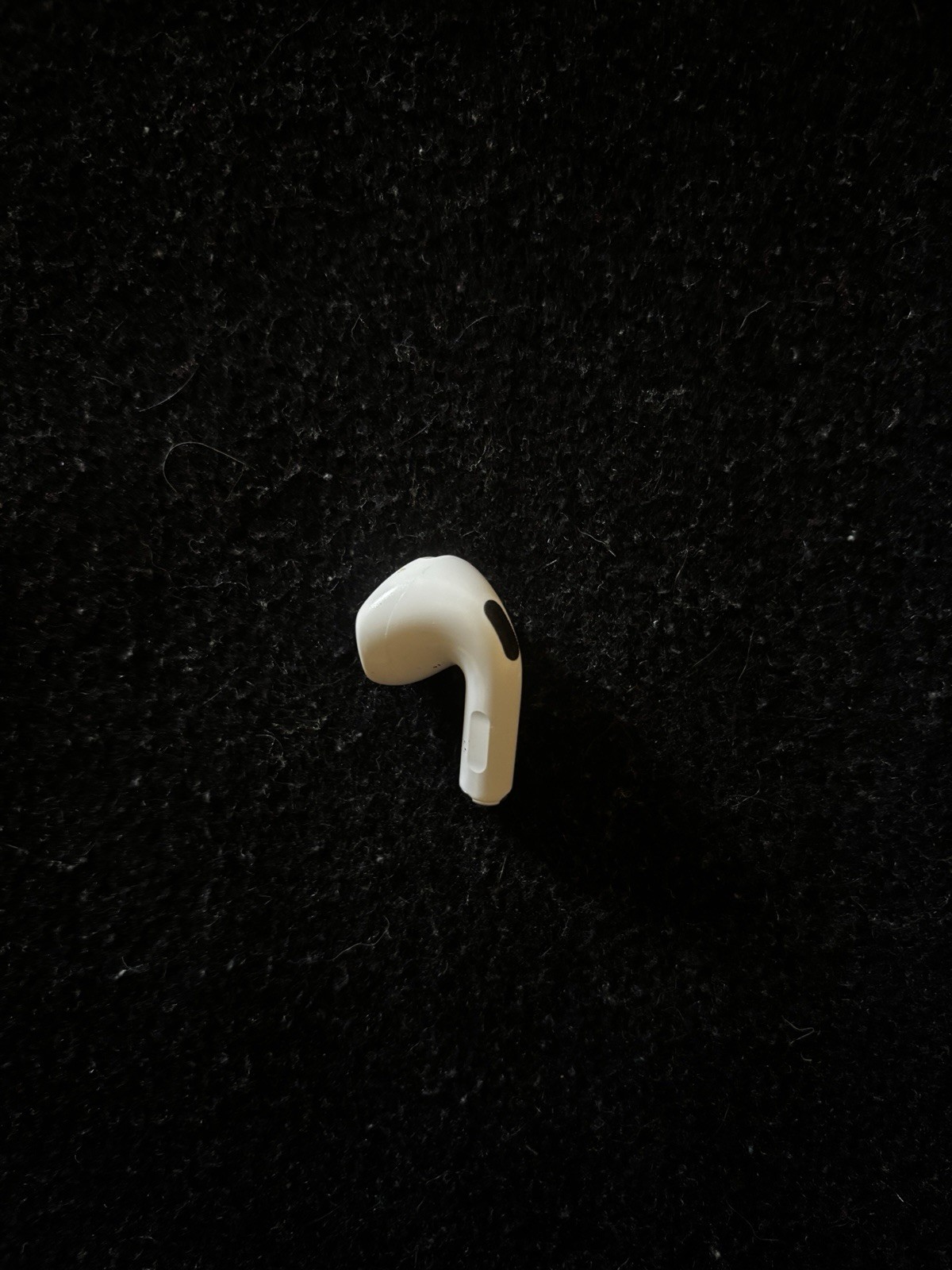 Airpods 4 with ANC and USB-C Charging Case BROKEN MIC – READ DESCRIPTION
