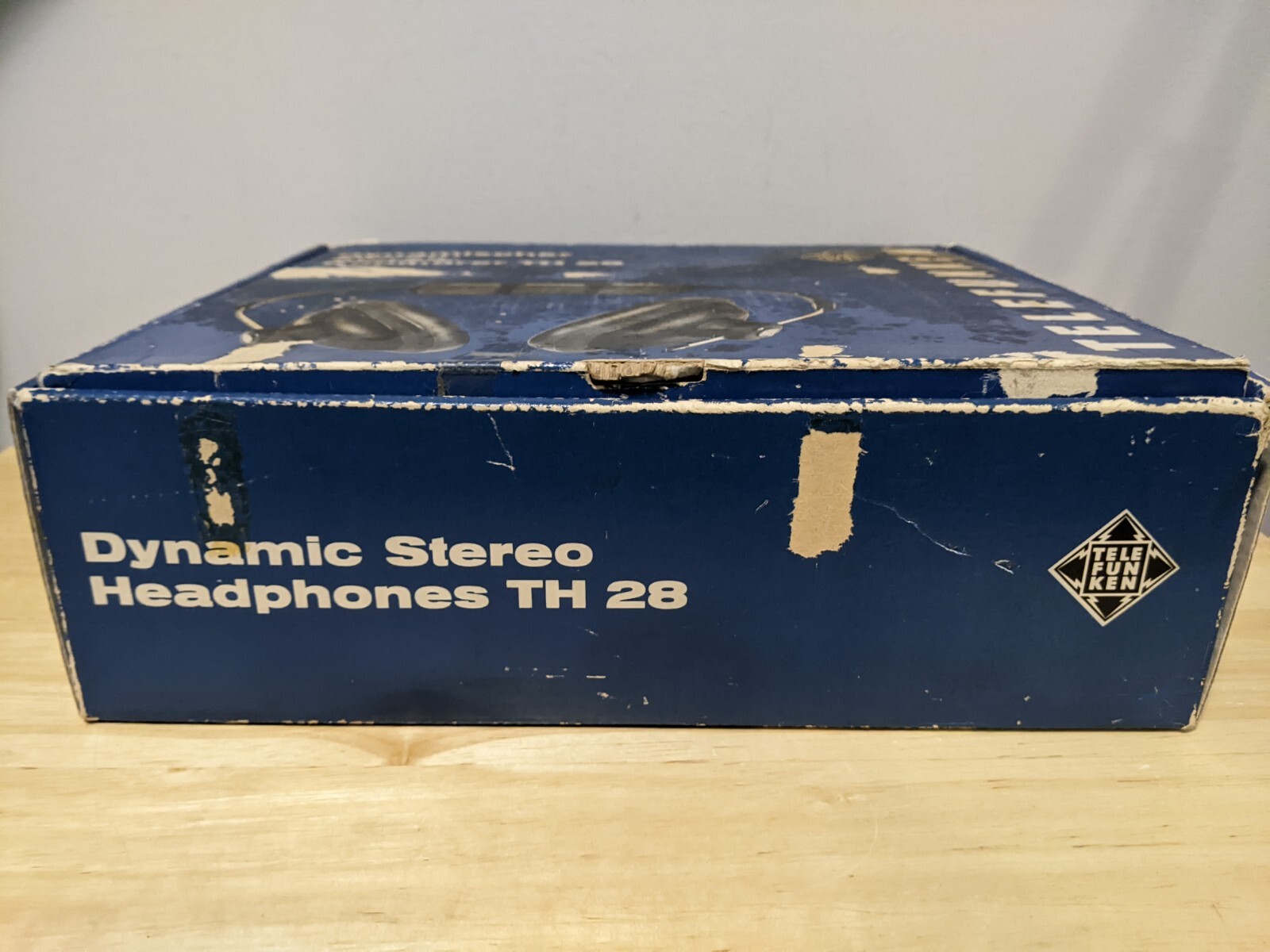 Vintage Telefunken Stereo Headphones TH 28 in the Original Box TESTED Germany