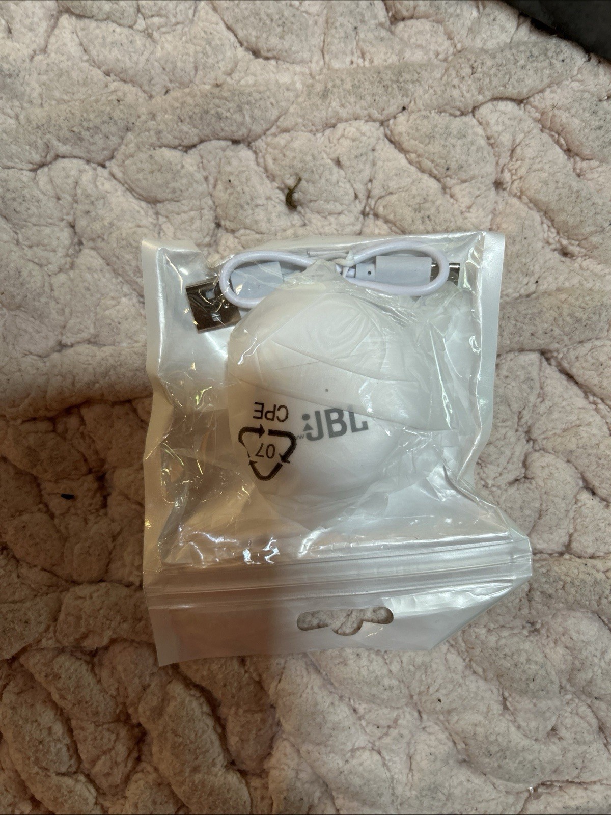 JBL bluetooth earbuds