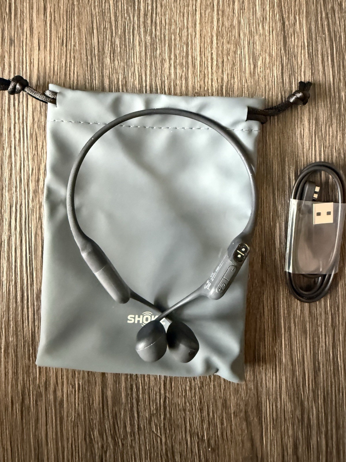 Aftershokz Aeropex AS800 Bone Conduction Open-Ear headphones – Black