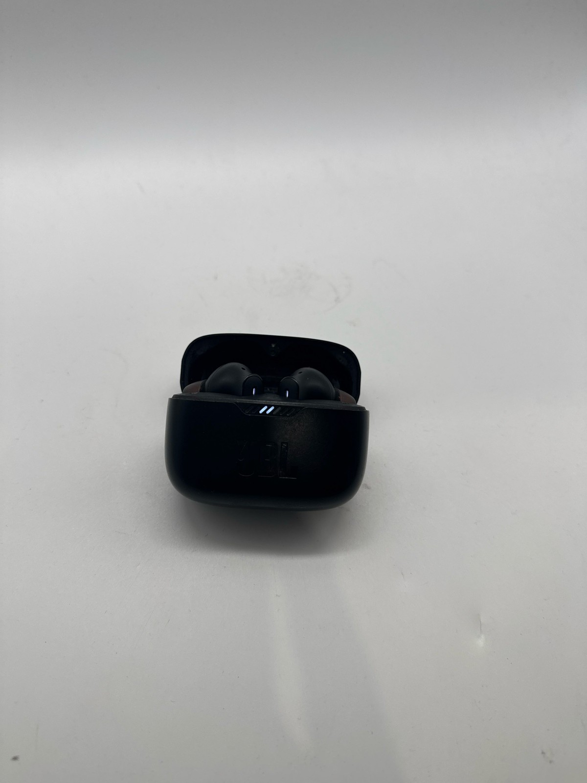 JBL Tune 235NC Earbuds – Black