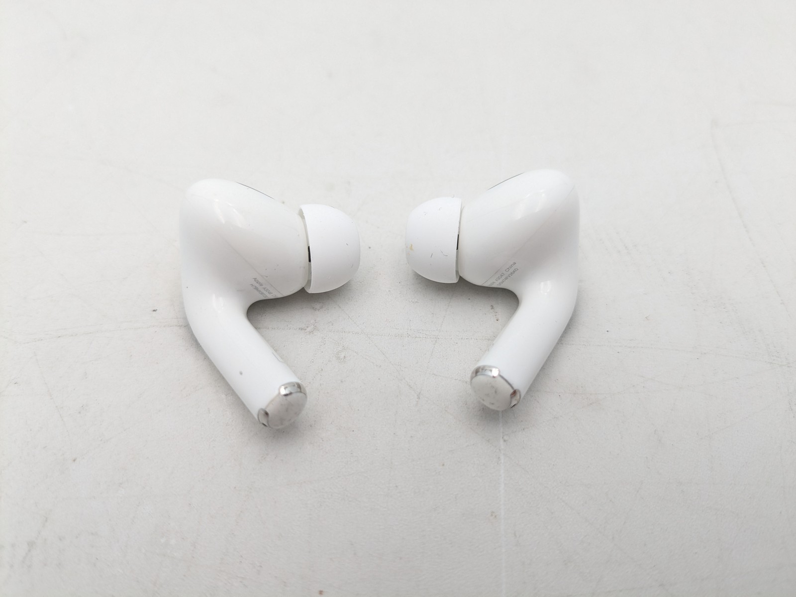 Apple AirPods Pro (2nd generation) Wireless Earbuds ANC (A2968/A3048/A3047) RFB