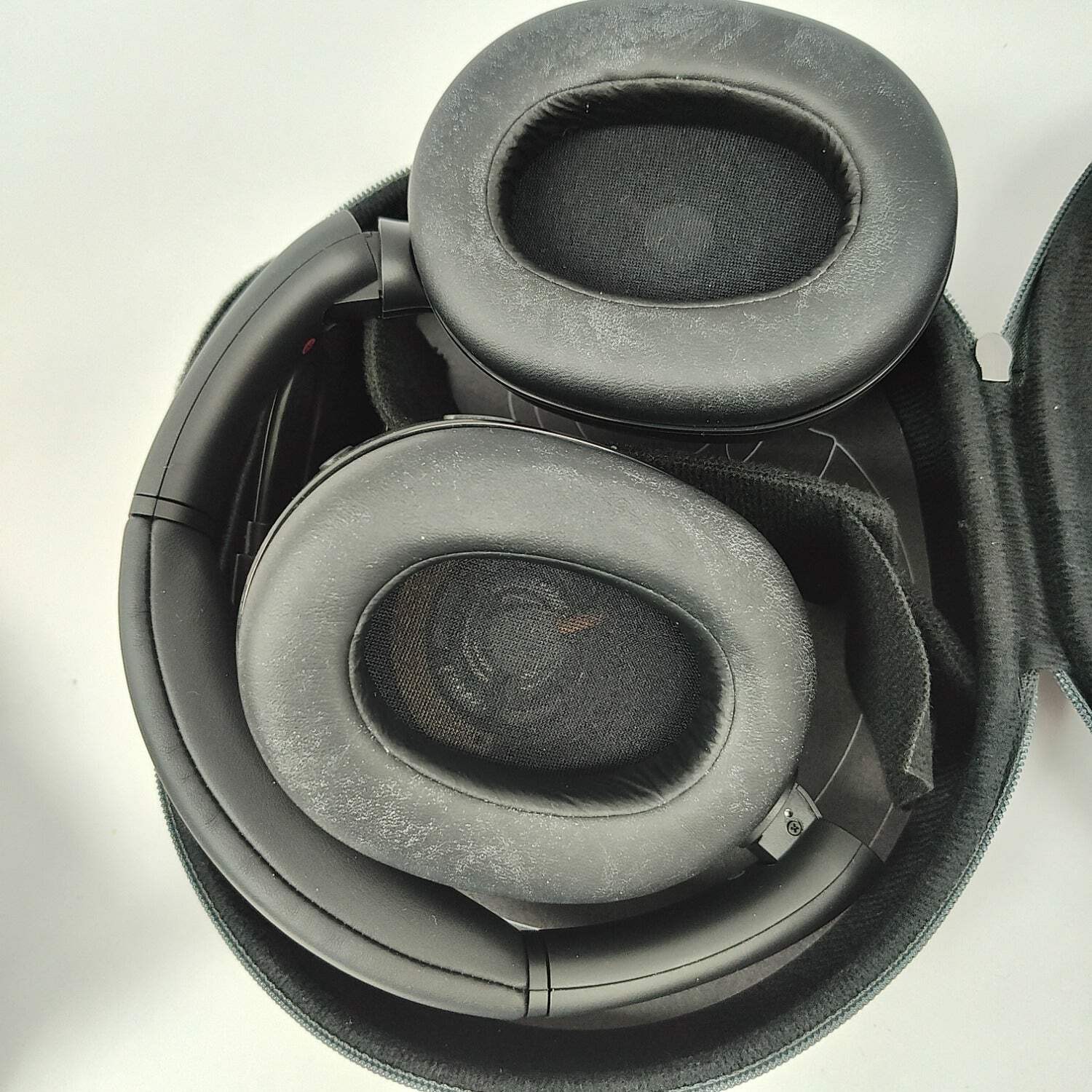Sony ULT WEAR 900N Wireless Over-Ear Bluetooth Headphones Black