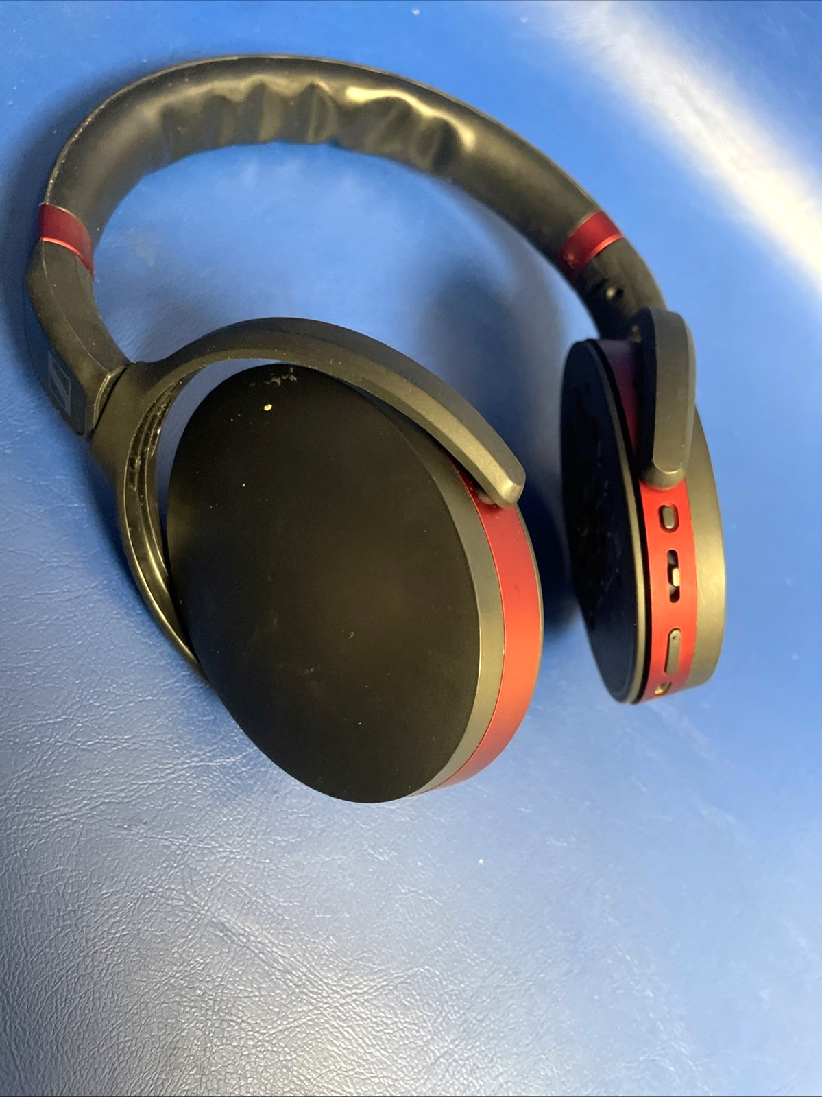 2X SENNHEISER HD 458BT OVER-EAR WIRELESS HEADPHONES -BLACK AND RED**NO EARPADS**