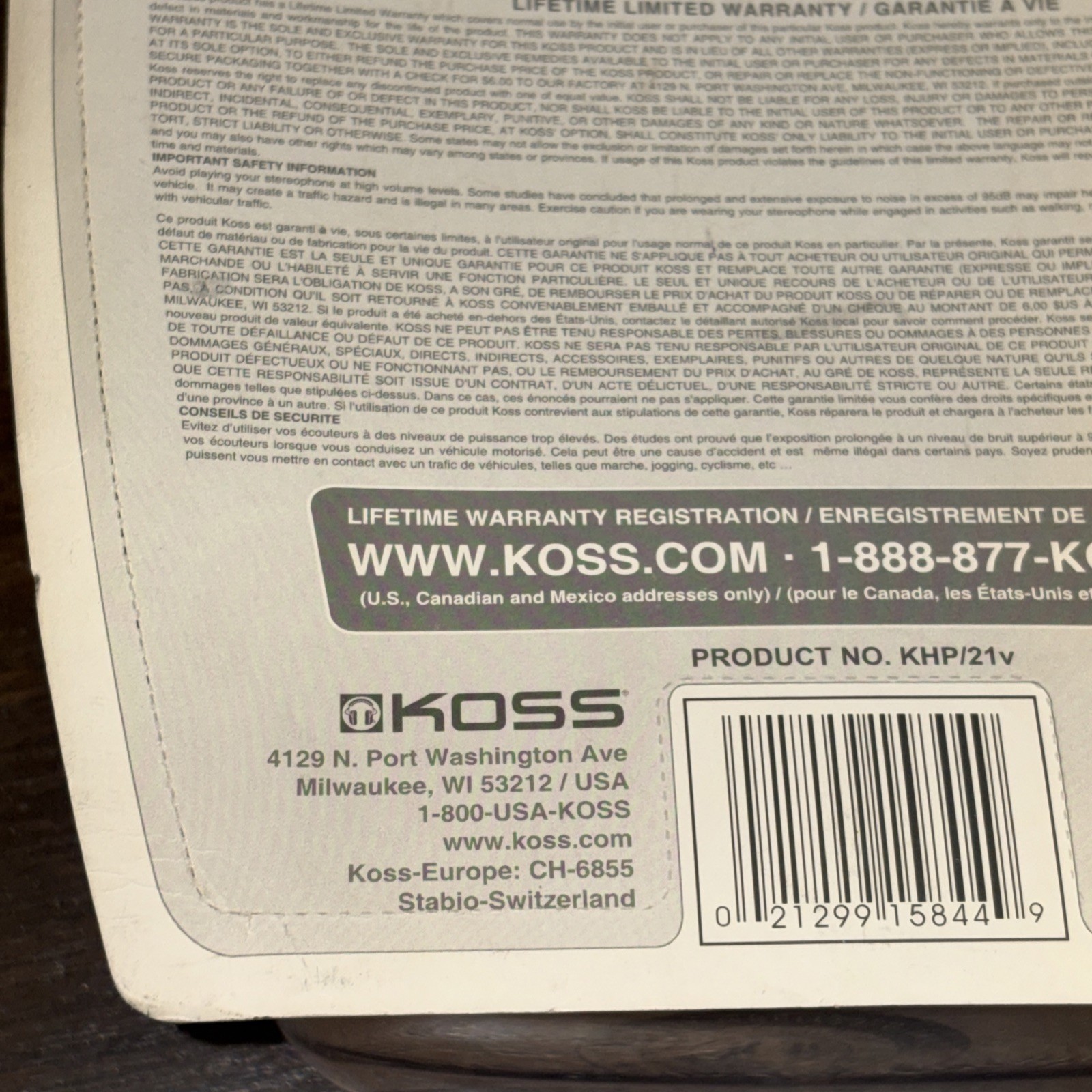 NEW~ KOSS KHP/21V ~ FULL SIZE HEADPHONES~ 4 FT CORD ~INLINE VOLUME ~SEALED