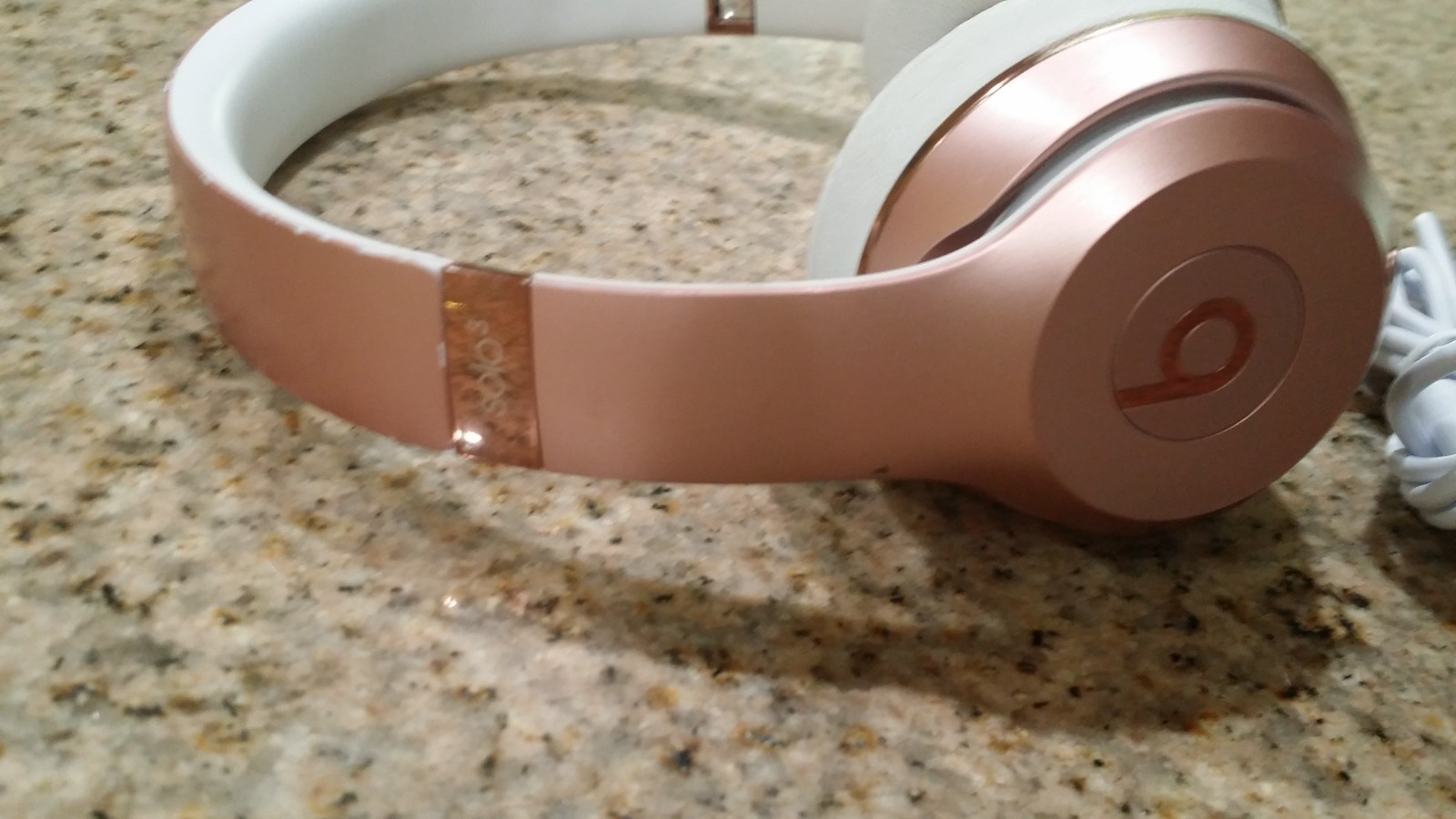 Beats by Dr. Dre Solo 4 – Wireless Bluetooth On-Ear Headphones Saint Gold