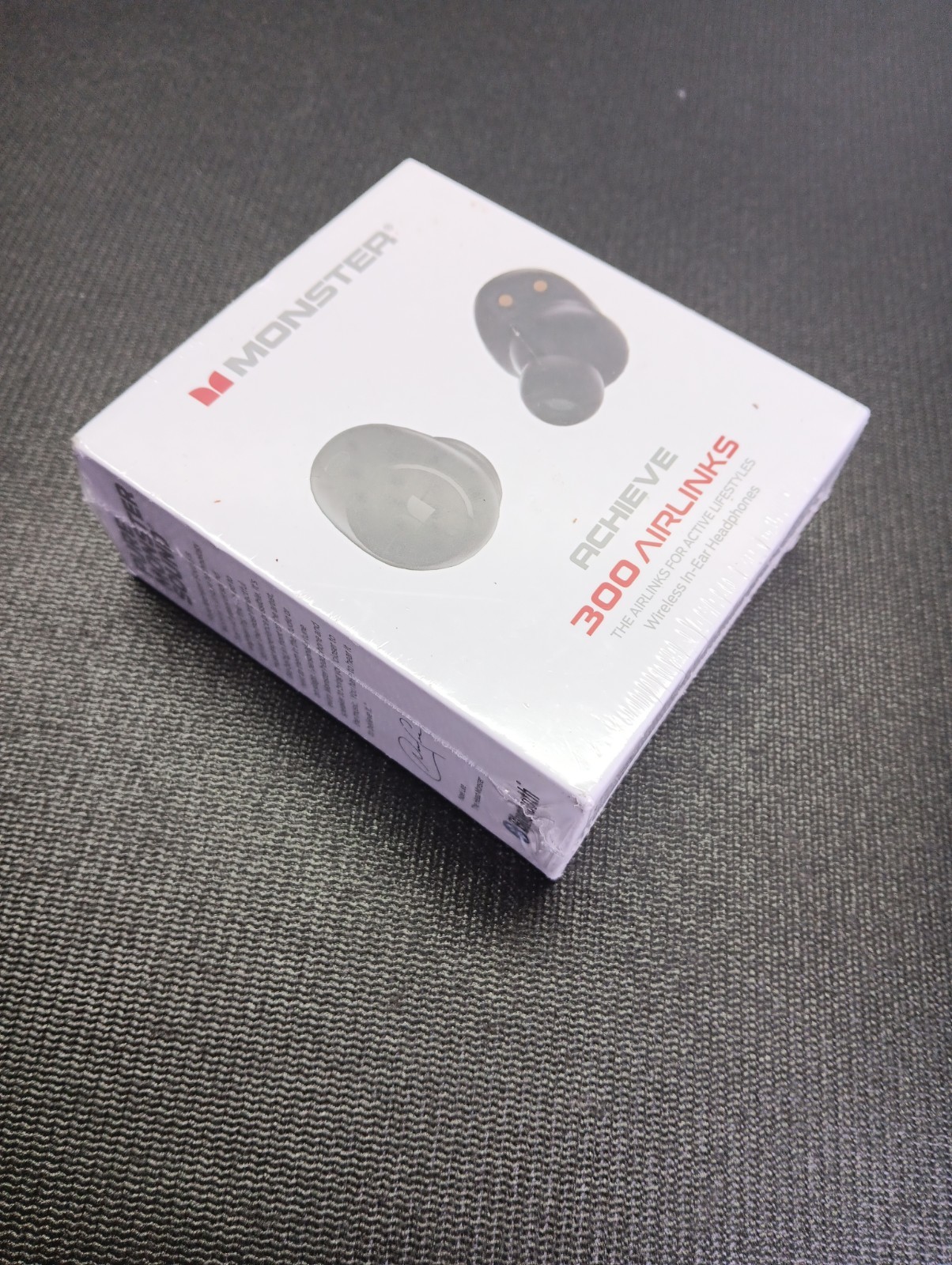 Monster Achieve 300 Airlinks Wireless Bluetooth Earbuds Black Sealed (bn)