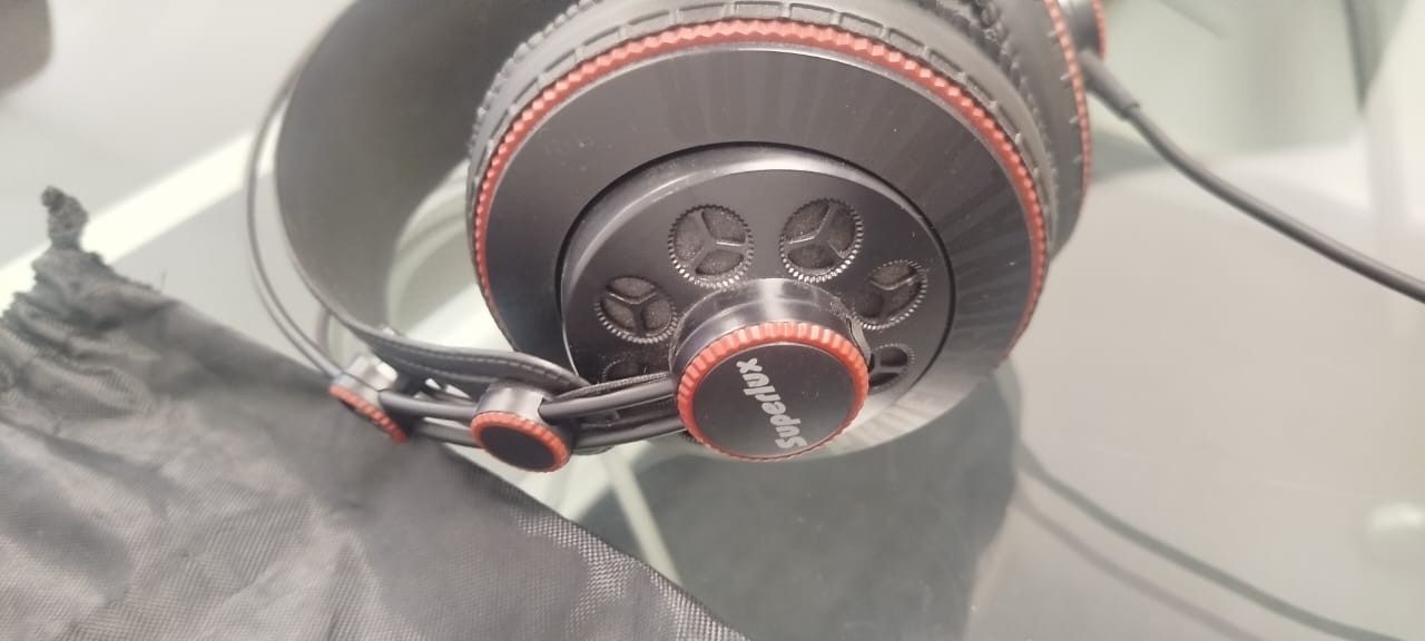 Superlux HD681 32 Ohm Semi-Open Studio Headphones Wired Over-Ear Headband