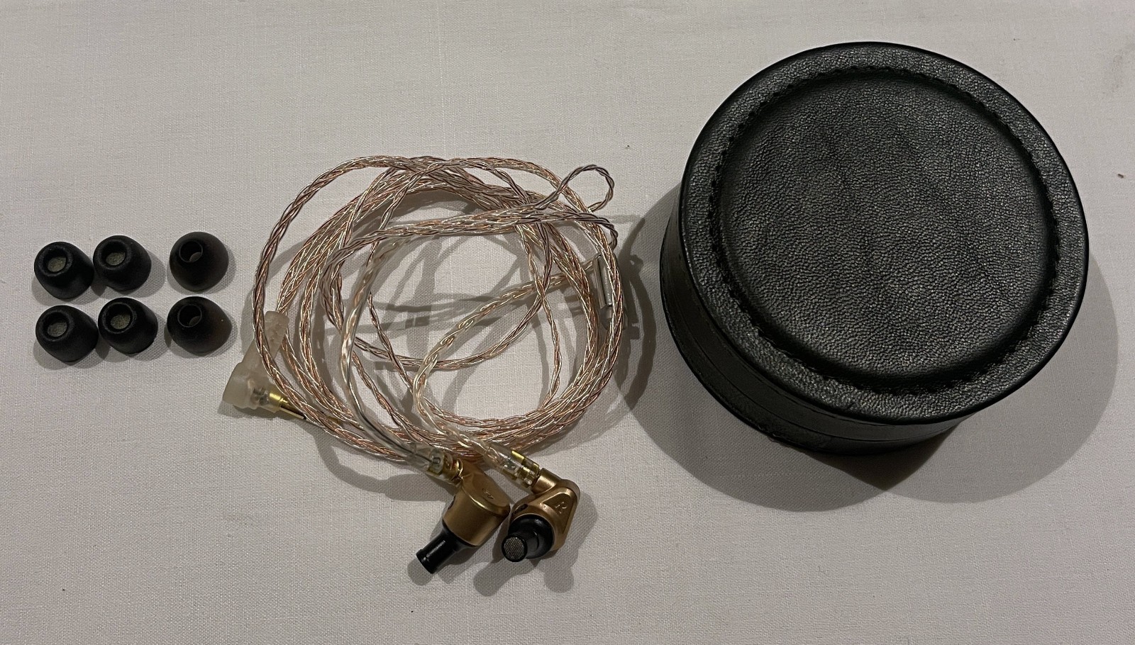 Campfire Audio DORADO 1st Gen BPD + 2 BA Drivers Hybrid IEMs