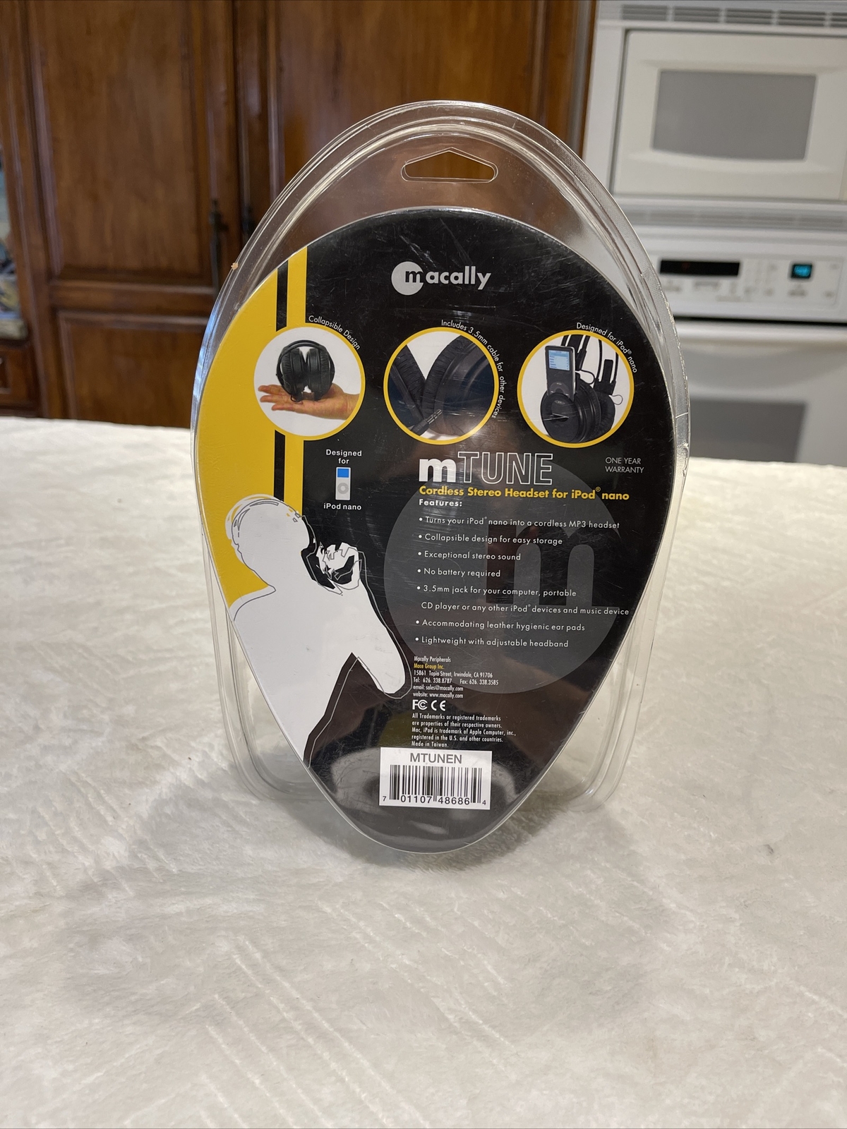 Macally mTune Headphones NEW IN SEALED PACKAGE For iPod Nano 2005
