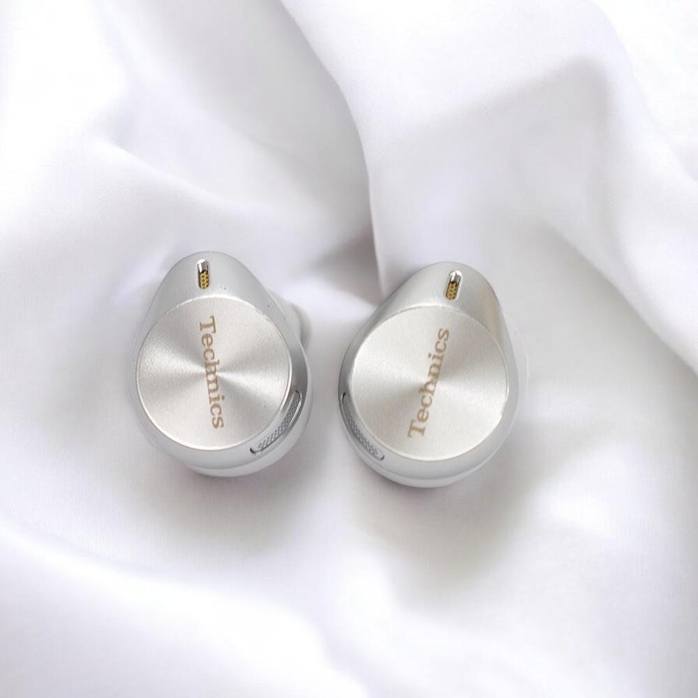 Technics EAH-AZ80 Premium Hi-Fi True Wireless Earbuds Noise Cancelling Used