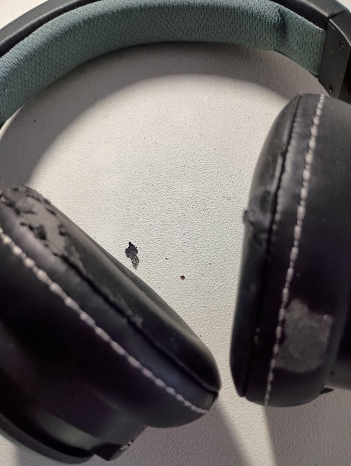 Old School Braun Over The Ear Headphones, Case and 2 Connectors