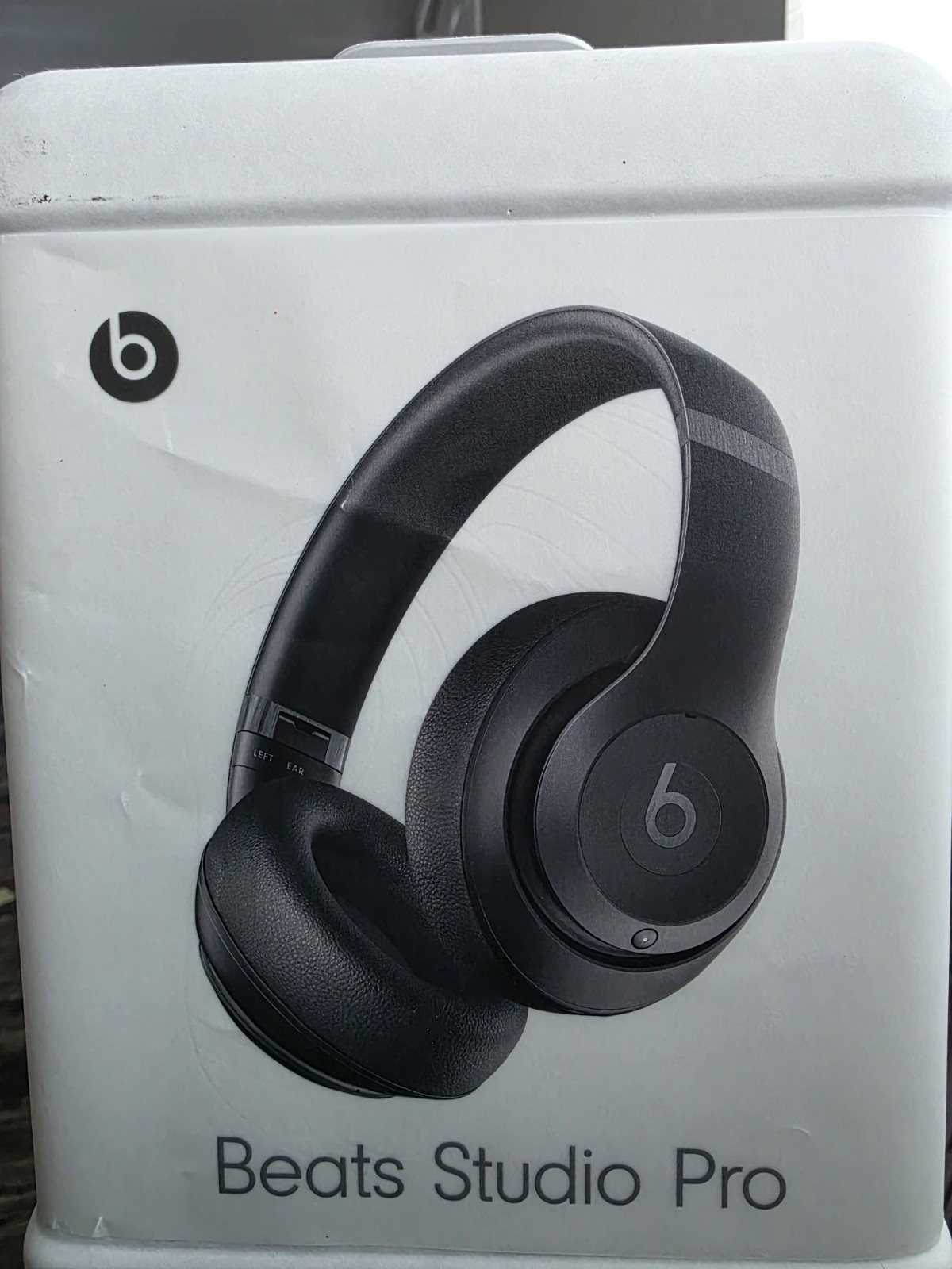 Beats by Dr. Dre Studio Pro Wireless Bluetooth Headphones – Black MQTP3LL/A