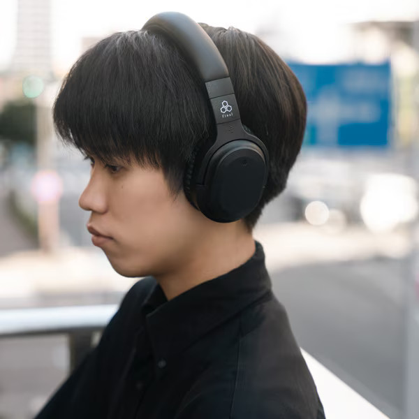 final UX3000 SV Wireless Noise Cancelling Headphones Bluetooth Black FI-UX3SDPL