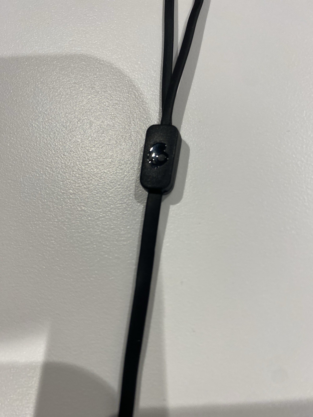 NEW Skullcandy Ink’d 2 Wired Earbuds – Supreme Sound – Y2K Mic + Case