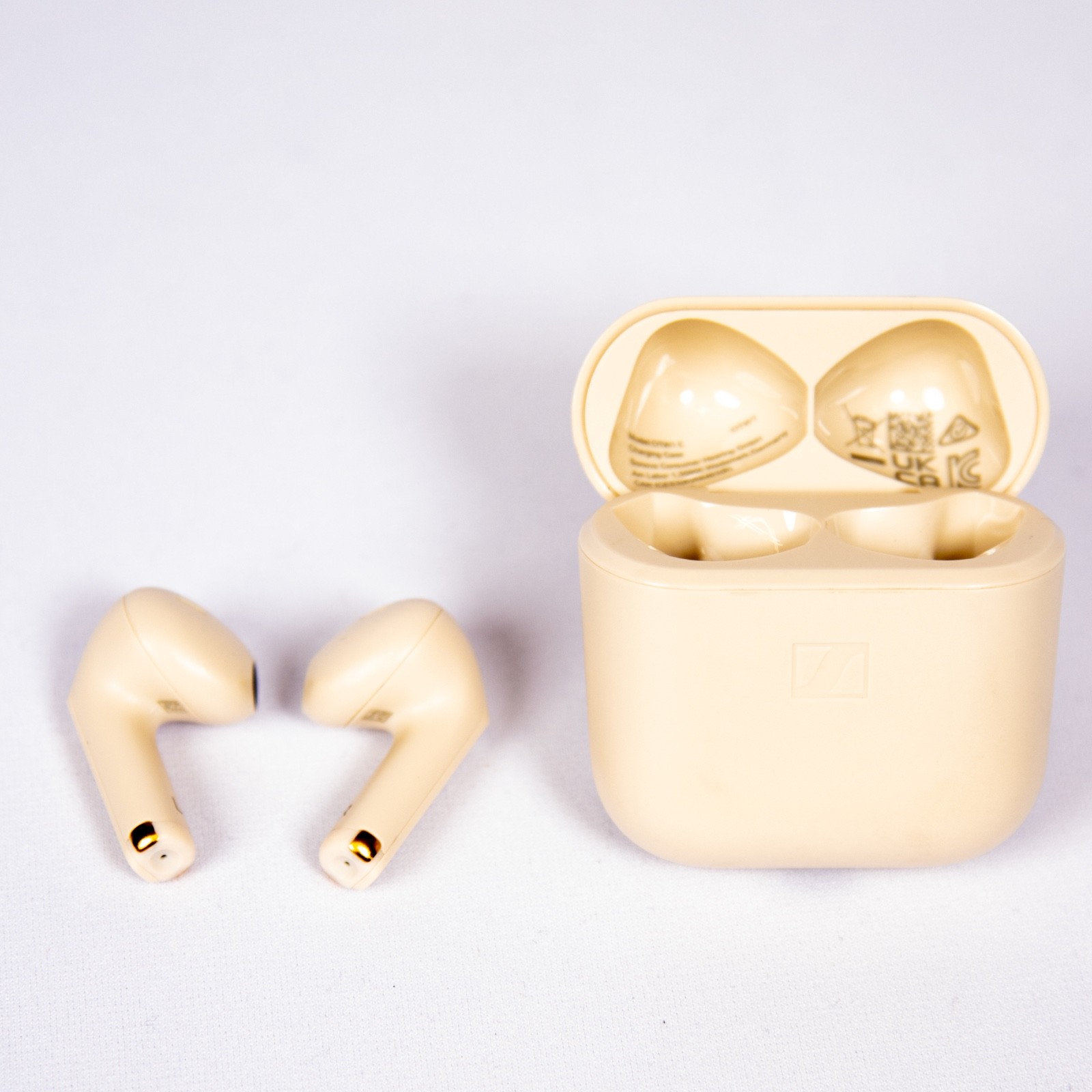 Sennheiser ACCENTUM Open Wireless Bluetooth Earbuds – Cream – Open Box