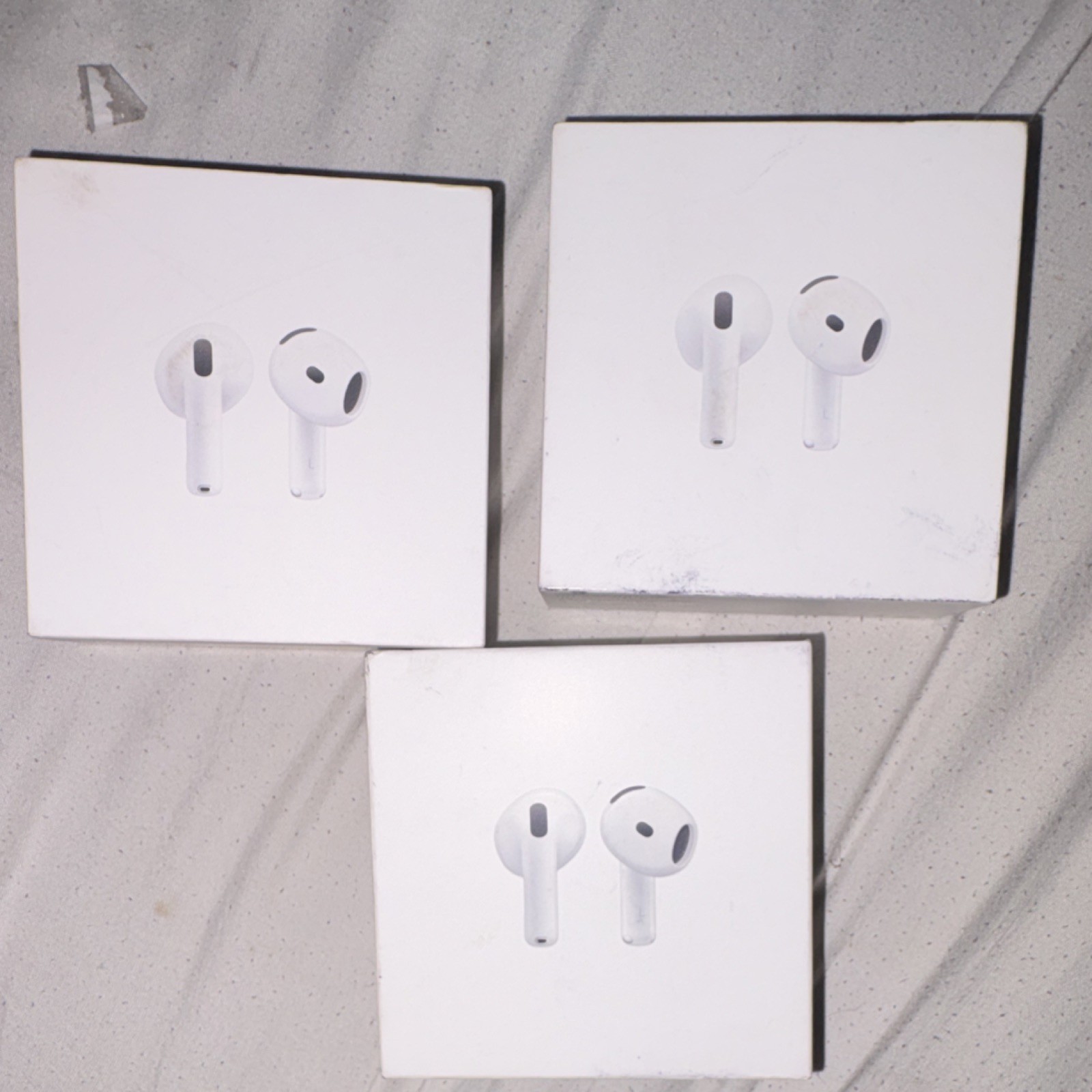 Apple AirPods 4 Wireless Bluetooth In-Ear Earbuds Built-In Mic White Lot of 3