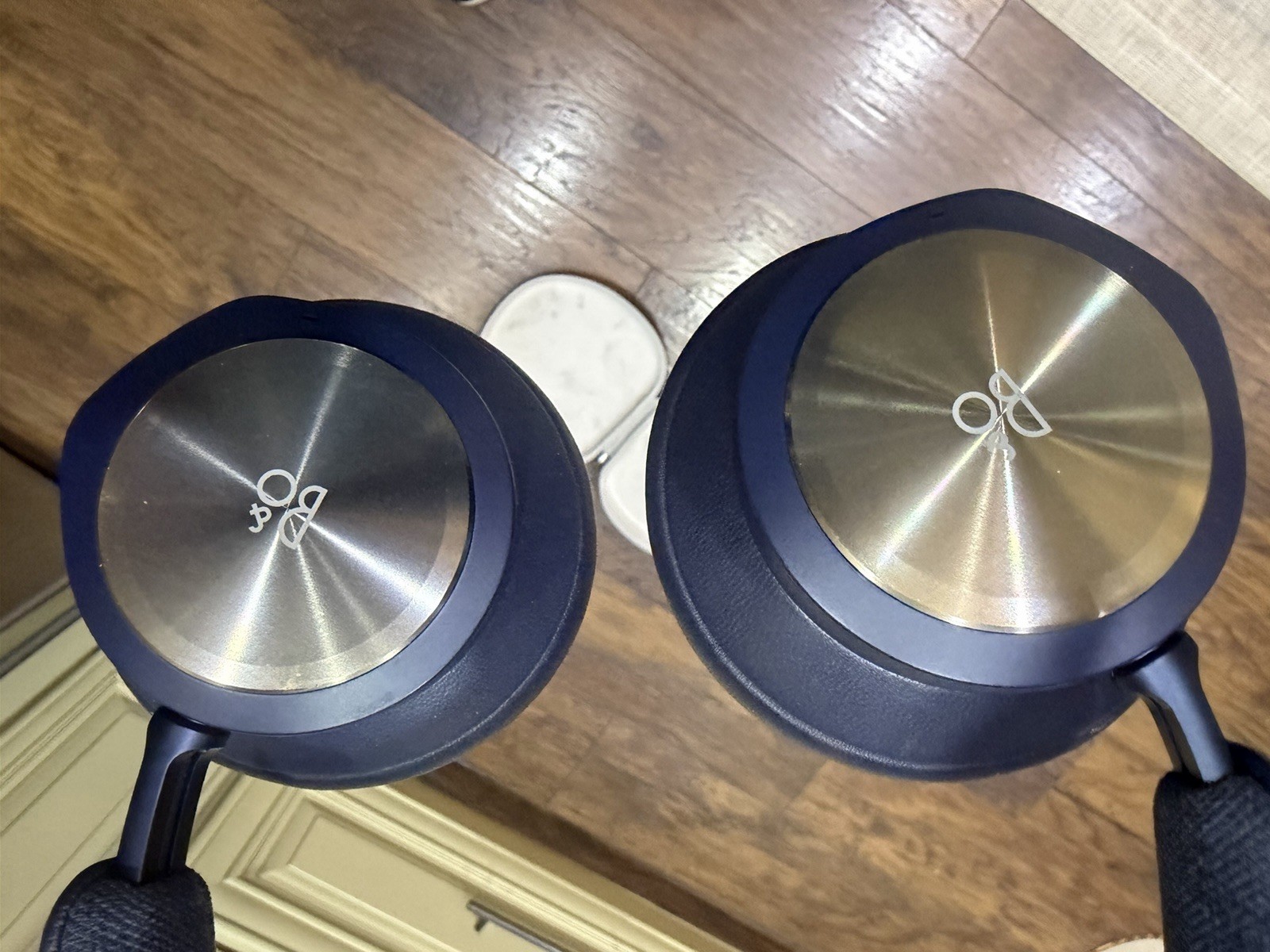 Bang & Olufsen Beoplay Portal Wireless Over-Ear Headphones Blue Silver with Case