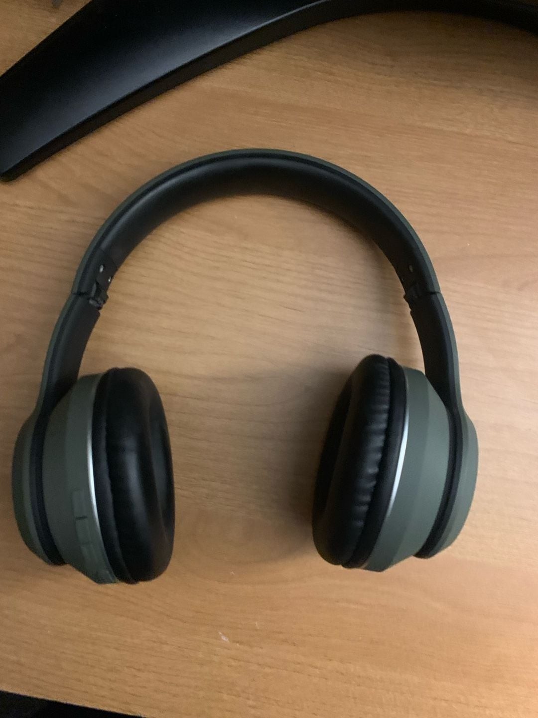 QUIKCELL headphones Electronics