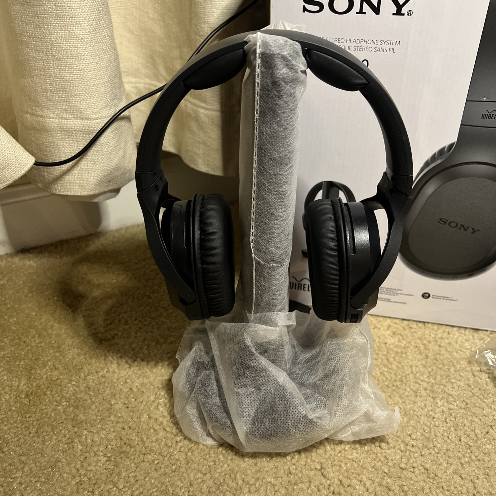 Sony WH-RF400 Wireless Home Theater Headphone System for TV – Black