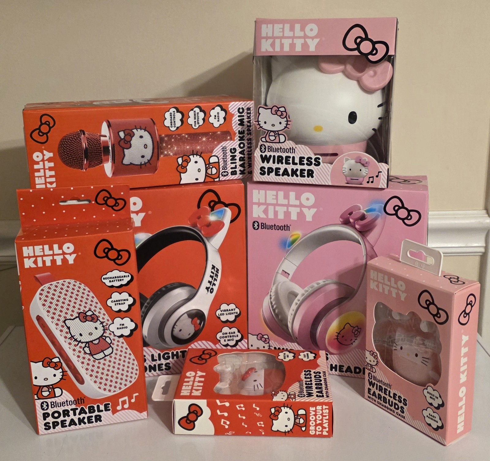 ASSORTED HELLO KITTY BUNDLE