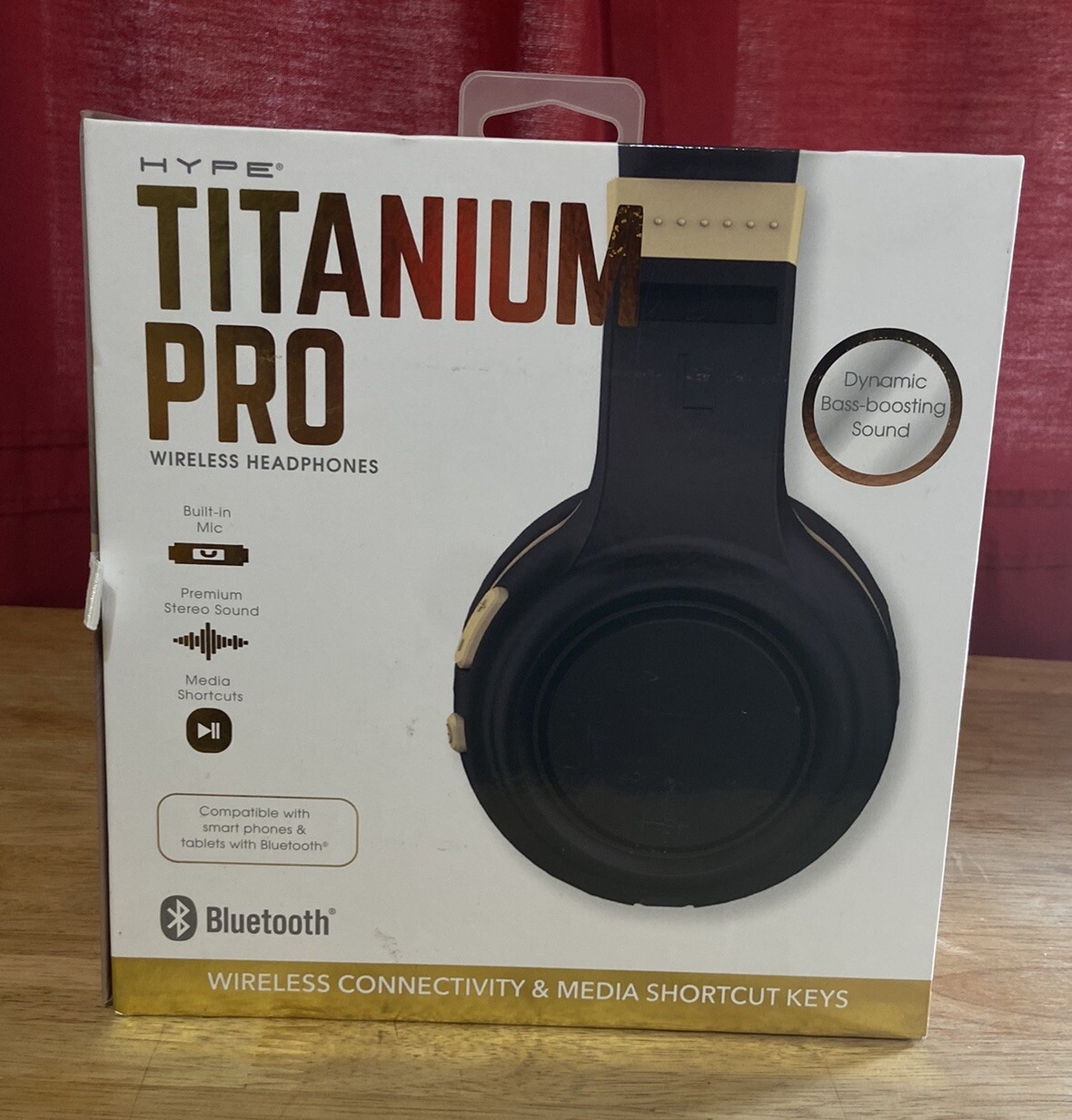 Titanium Pro Wireless Over Ear Headphones Built In MIc Bass Boost Bluetooth Blu