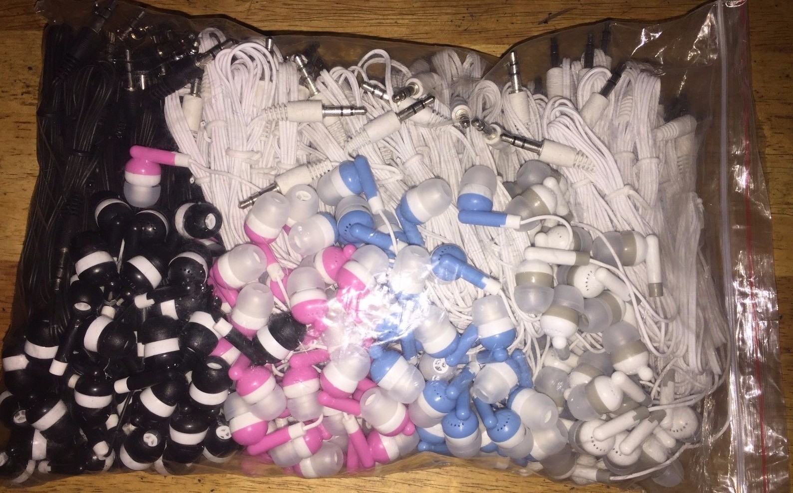 Lot of 100 Mixed Candy Color 3.5mm In-ear Earbuds / Headphones – Assorted Colors