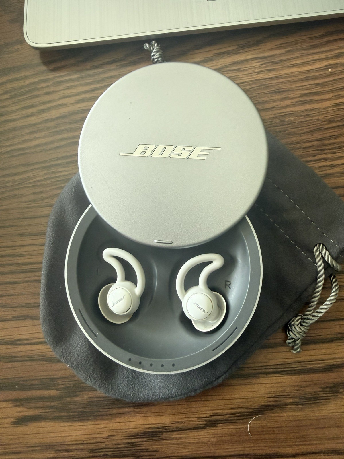 Bose Sleepbuds Noise-Masking 785593-0010 – Used Once